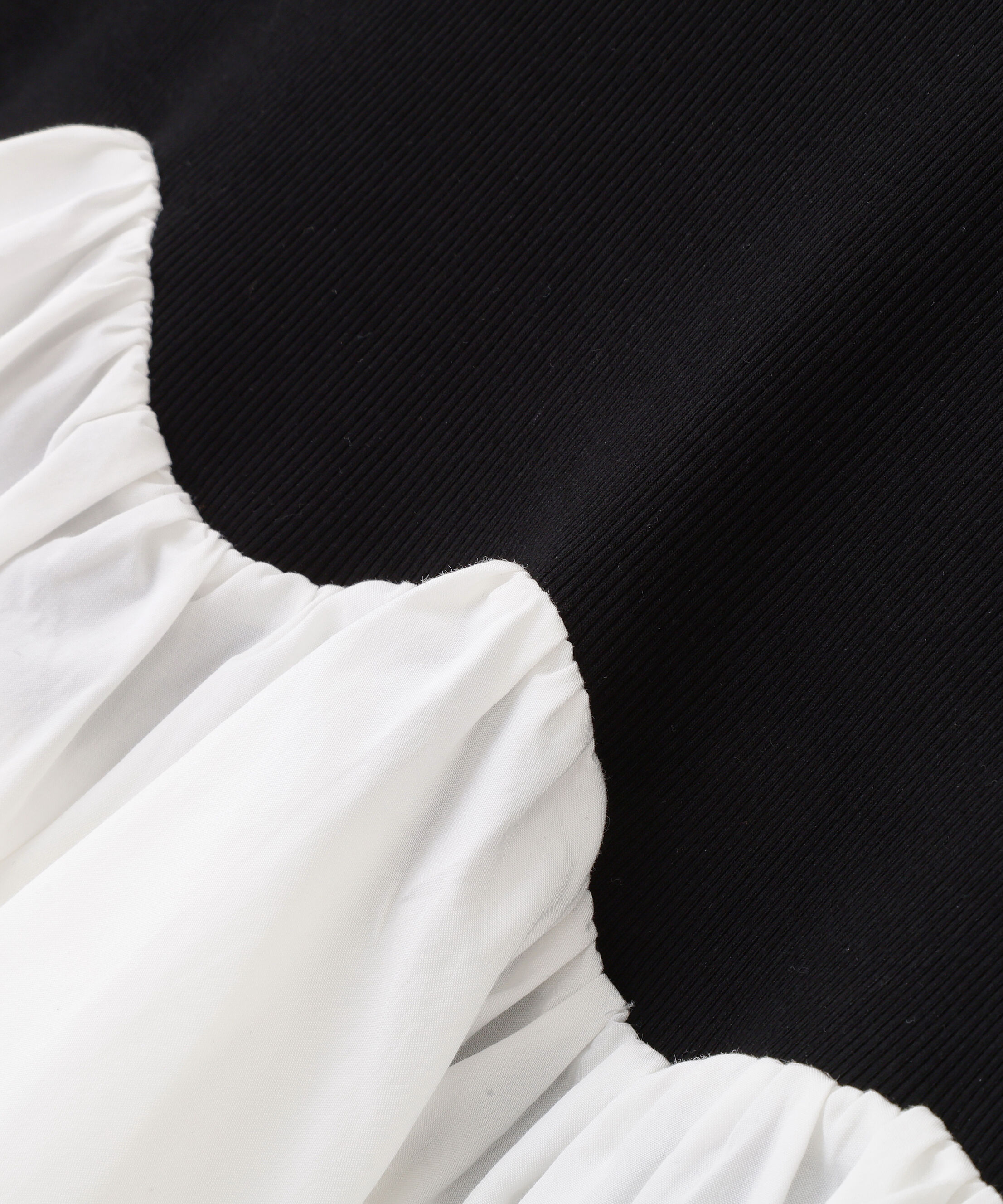 PROPORTION BODY DRESSING「〈a/mie〉ホイップフリルTシャツ 26AW」|Tシャツ・カットソー|