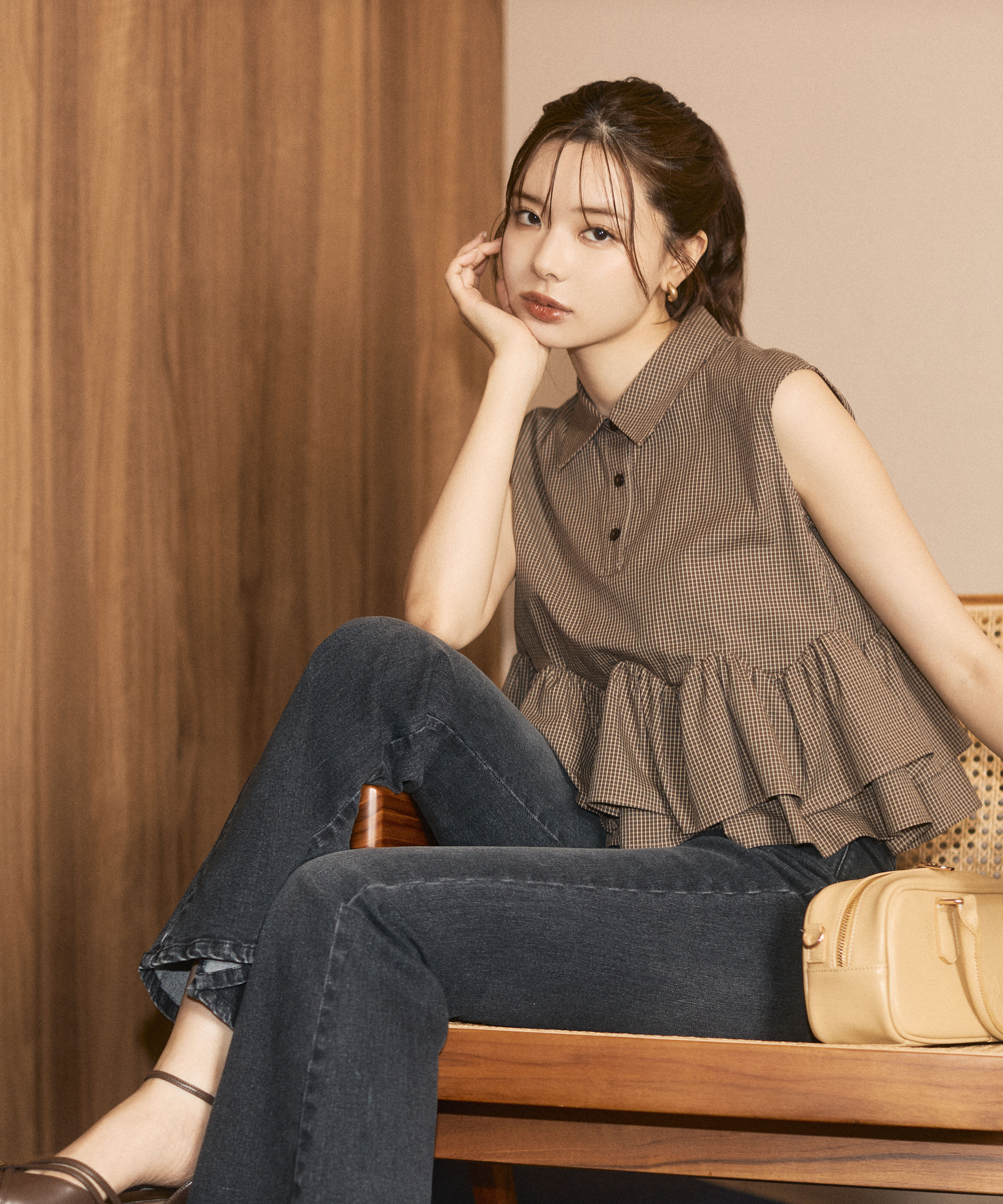 PROPORTION BODY DRESSING「＜a/mie＞フリルヘムブラウス」|シャツ・ブラウス|ブラウンチェ 1