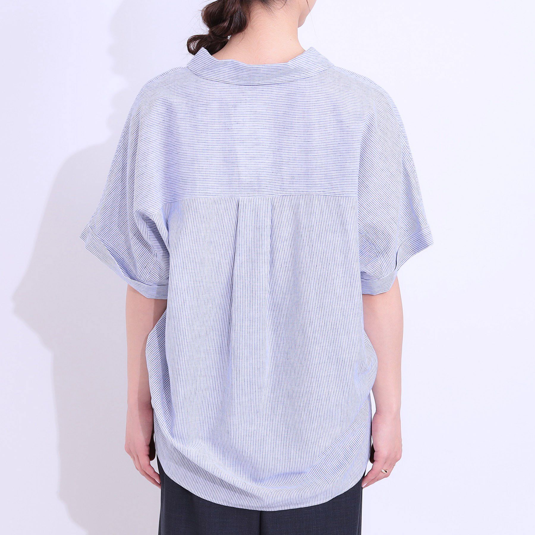 SHOO･LA･RUE「【S-LL/UV/接触冷感/抗菌防臭】体型を自然にカバー フレンチリネンブレンド襟付ドルマンシャツ」|シャツ・ブラウス|