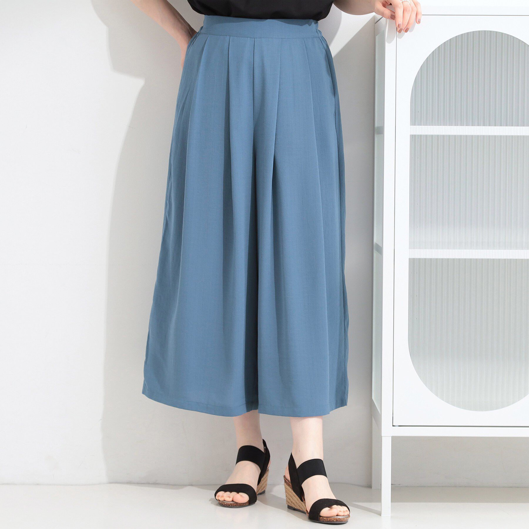 SHOO･LA･RUE「【セットアップ可/S-LL/洗濯機可】上品で涼し気 ゆれる麻調タックスカーチョパンツ」|その他|ブルー(092)