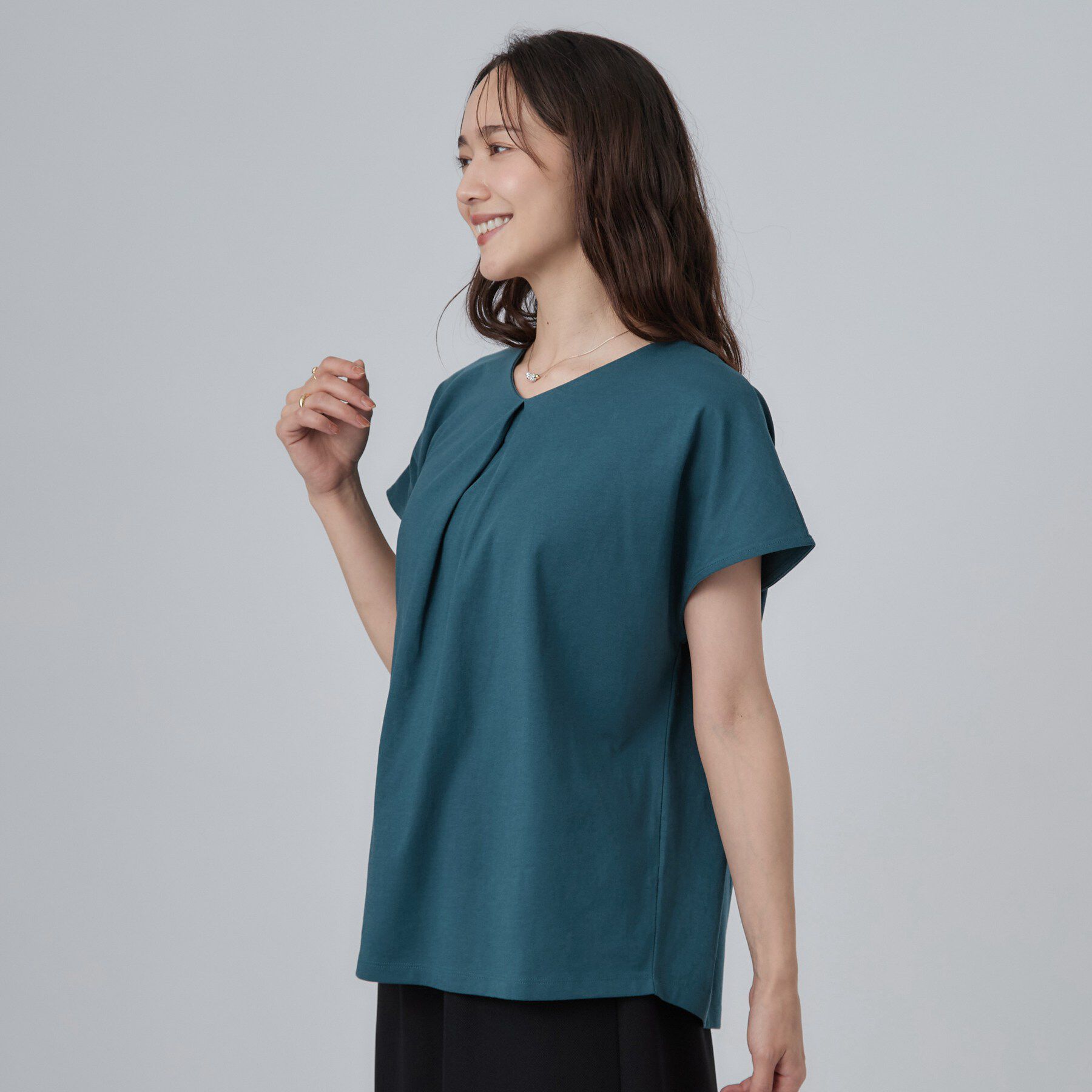 SHOO･LA･RUE「【前後2WAY/S-LL/洗濯機可】楽に着られて好印象 やわらかトップス」|Tシャツ・カットソー|