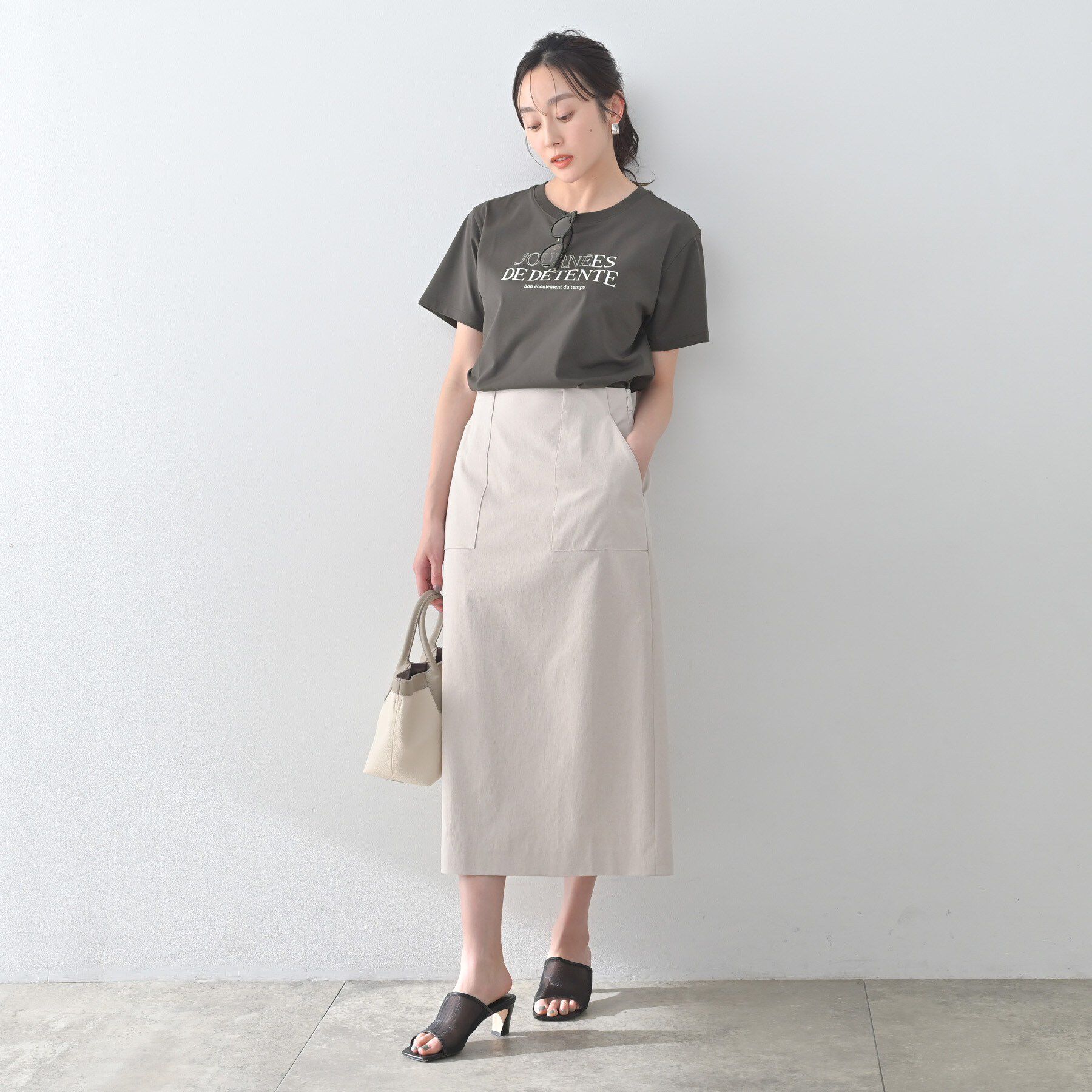 UNTITLED「【ロゴ/プリント】グラフィックTシャツ」|Tシャツ・カットソー|
