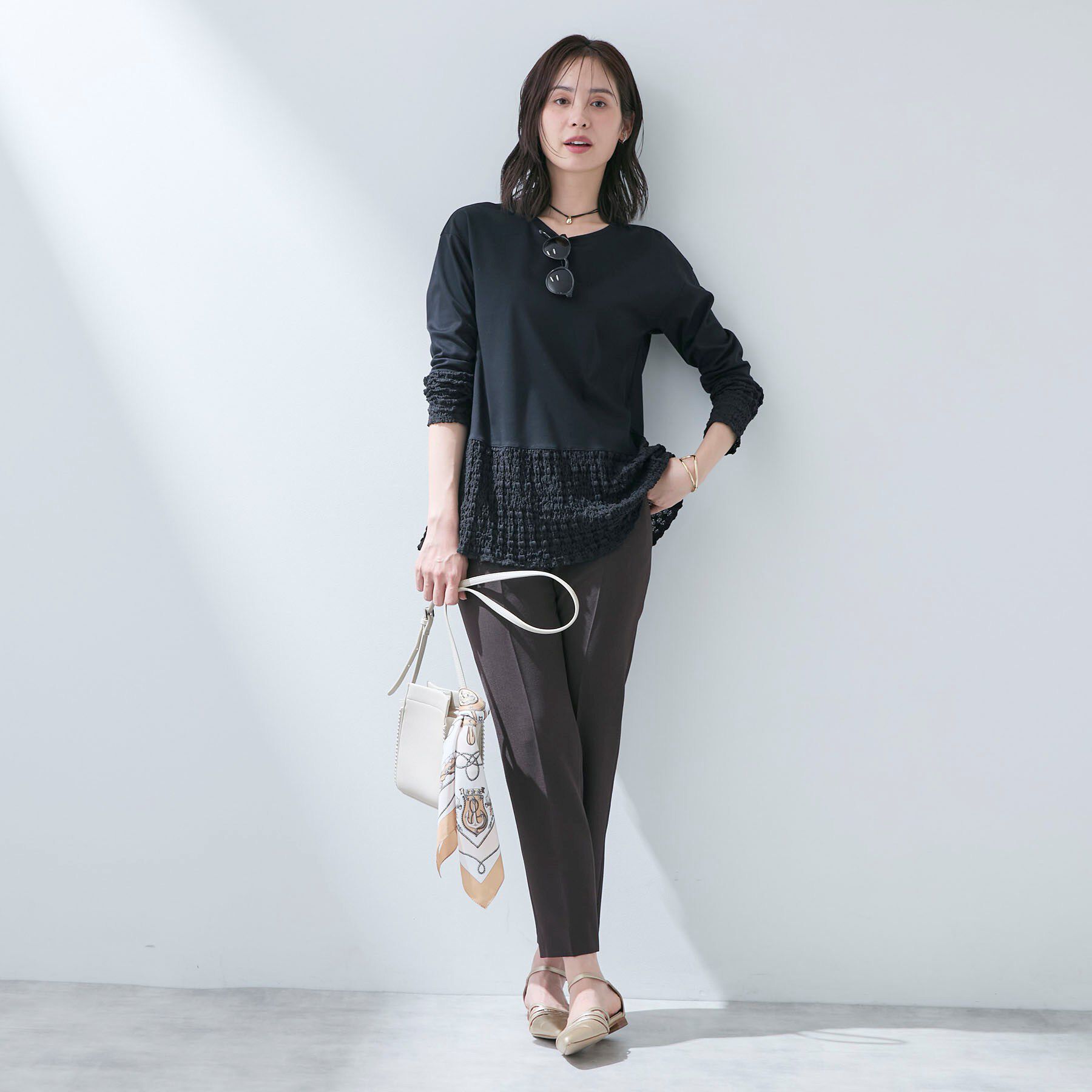 INDIVI「【洗える／レイヤードにおすすめ】シャーリングレース ロングTシャツ」|Tシャツ・カットソー|