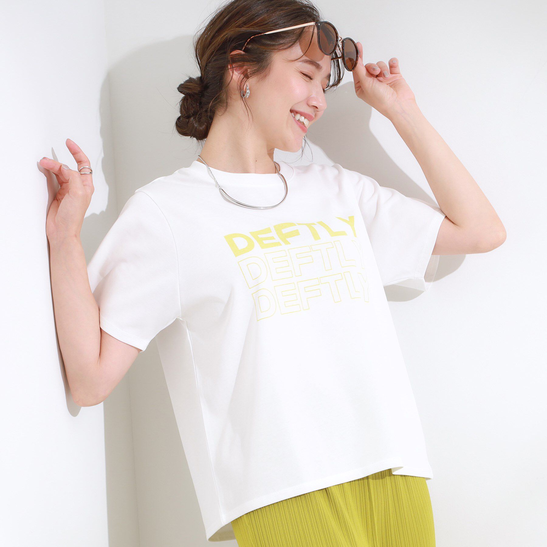 SHOO･LA･RUE「【S-LL/ひんやり/汗ジミ軽減/UVカット】グラフィックアソートTシャツ」|Tシャツ・カットソー|ホワイト(601)