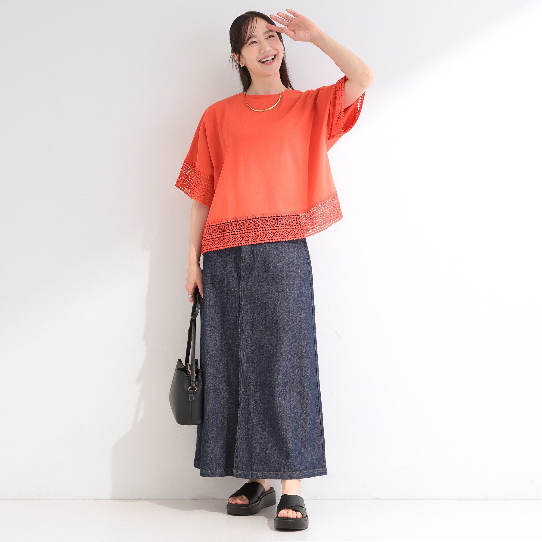 SHOO･LA･RUE「【洗濯機可/体型カバー/S-LL】レース使いがポイント デザインTシャツ」|Tシャツ・カットソー|