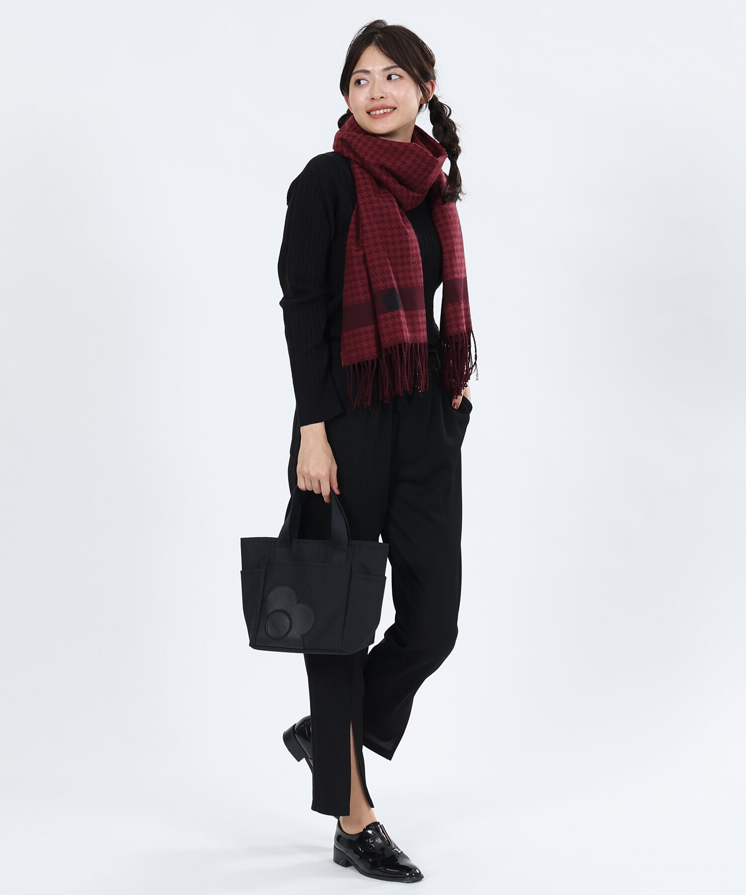 MARY QUANT「デイジーシンプルポケット2 ミニトート」|トートバッグ|