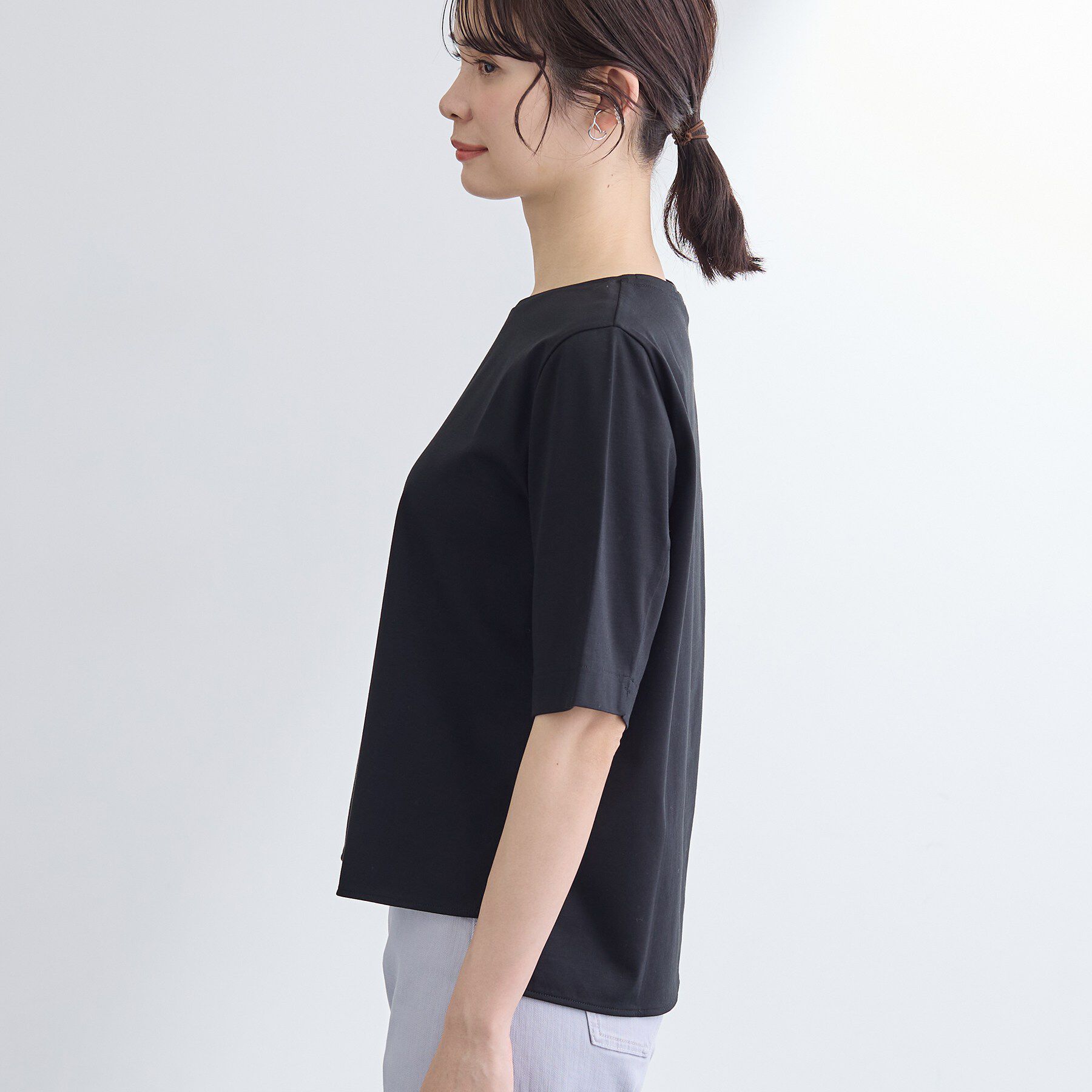 INDIVI「【抗菌防臭／消臭】上品光沢コットンTシャツ」|Tシャツ・カットソー|