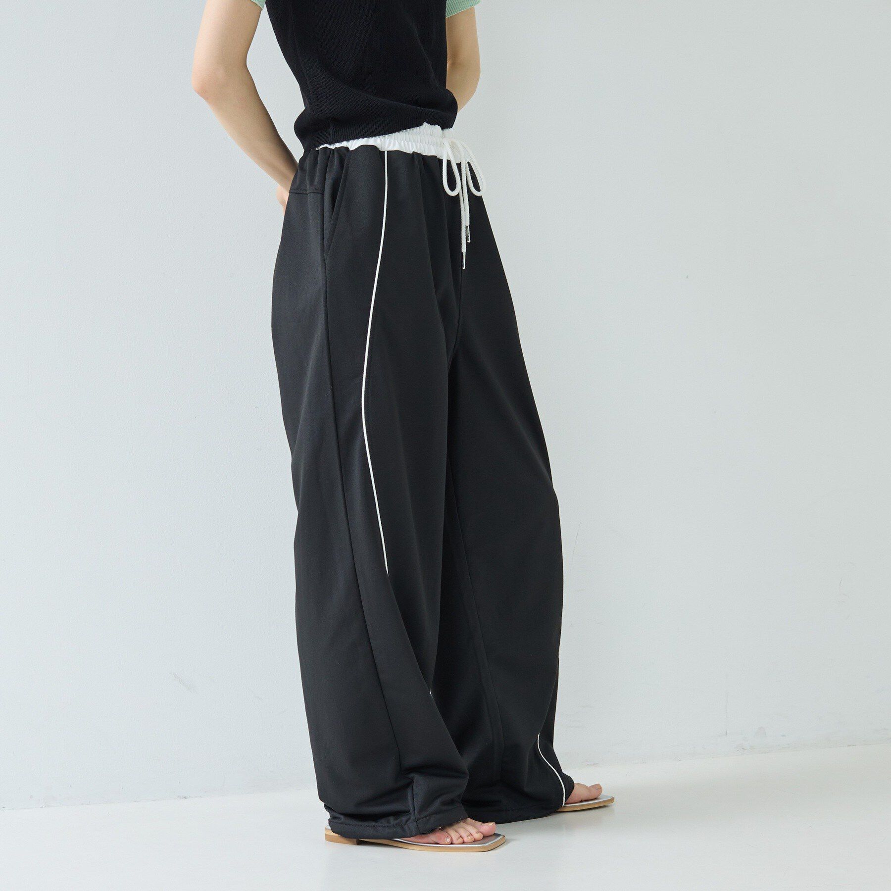 GALLEST「【一部店舗限定】パイピング裏毛ワイドパンツ」|その他|