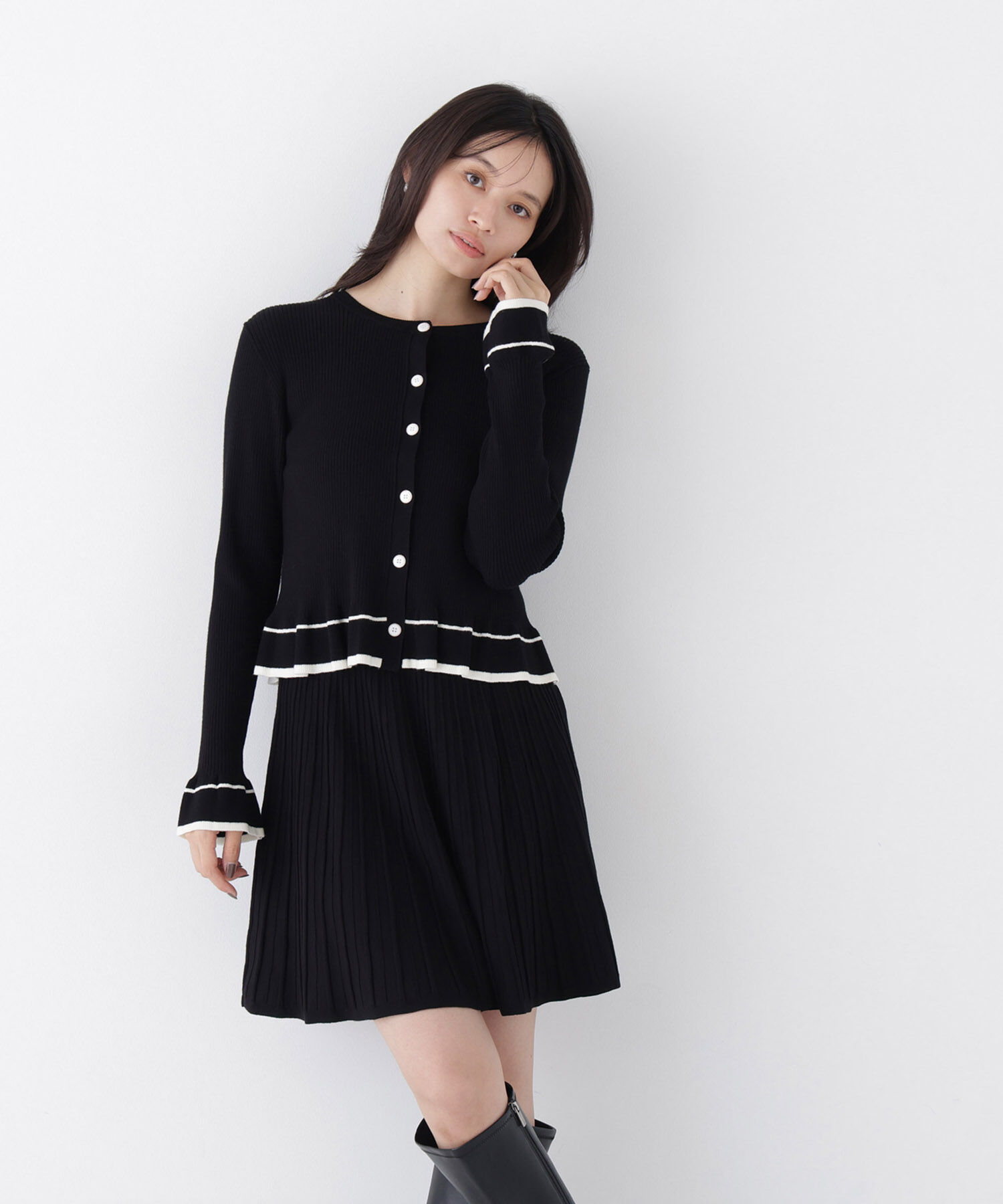  「配色ニットアップミニ」|ワンピース|クロ&times;オフ2