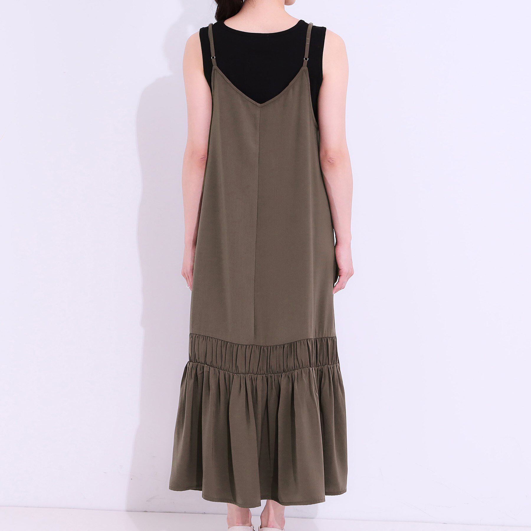 SHOO･LA･RUE「【ひんやり】シャーリングがアクセントに 大人のデザインキャミワンピース」|ワンピース|
