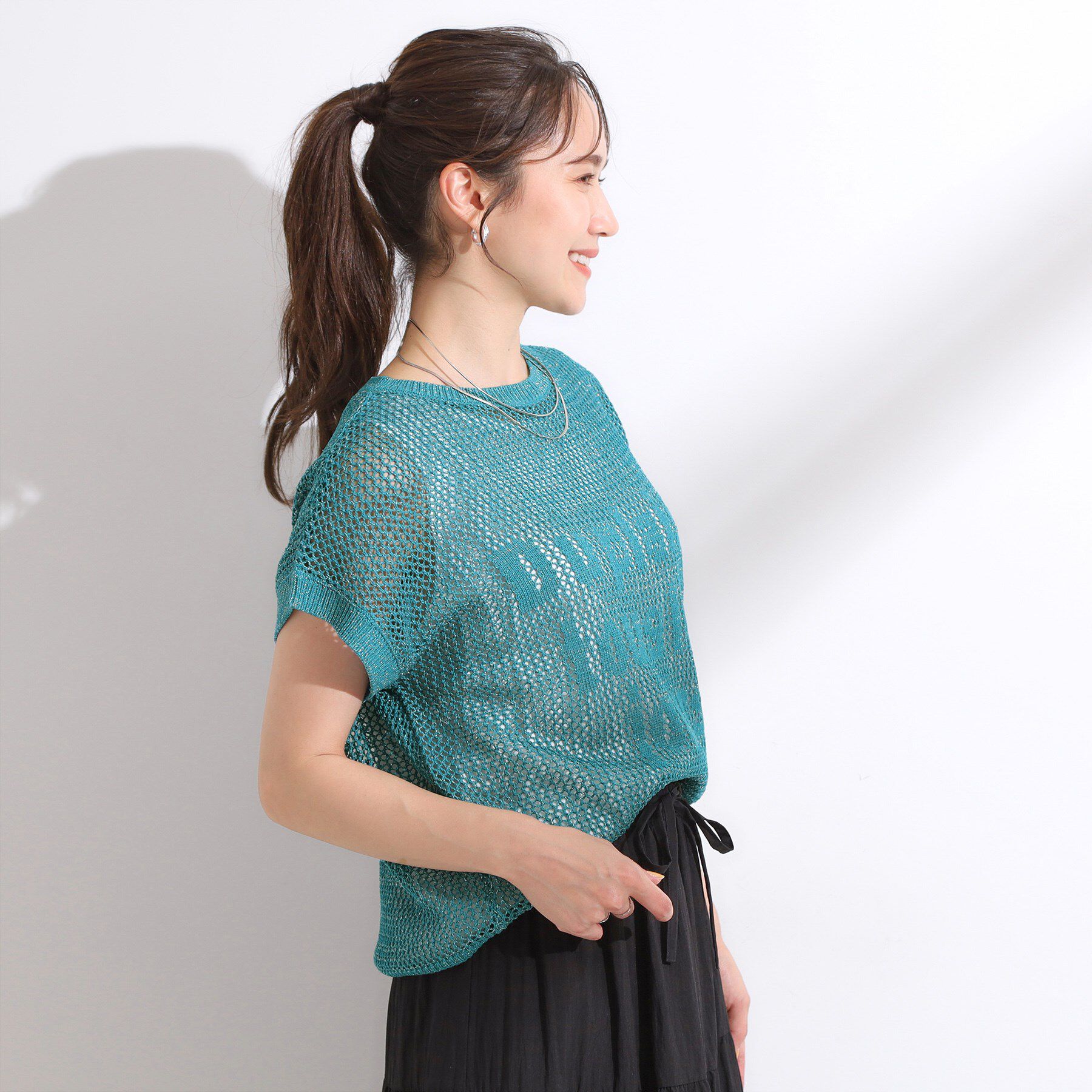 SHOO･LA･RUE「【2点セット/S-LL】キラリと光るラメがポイント メッシュロゴニット+タンクトップ」|その他|