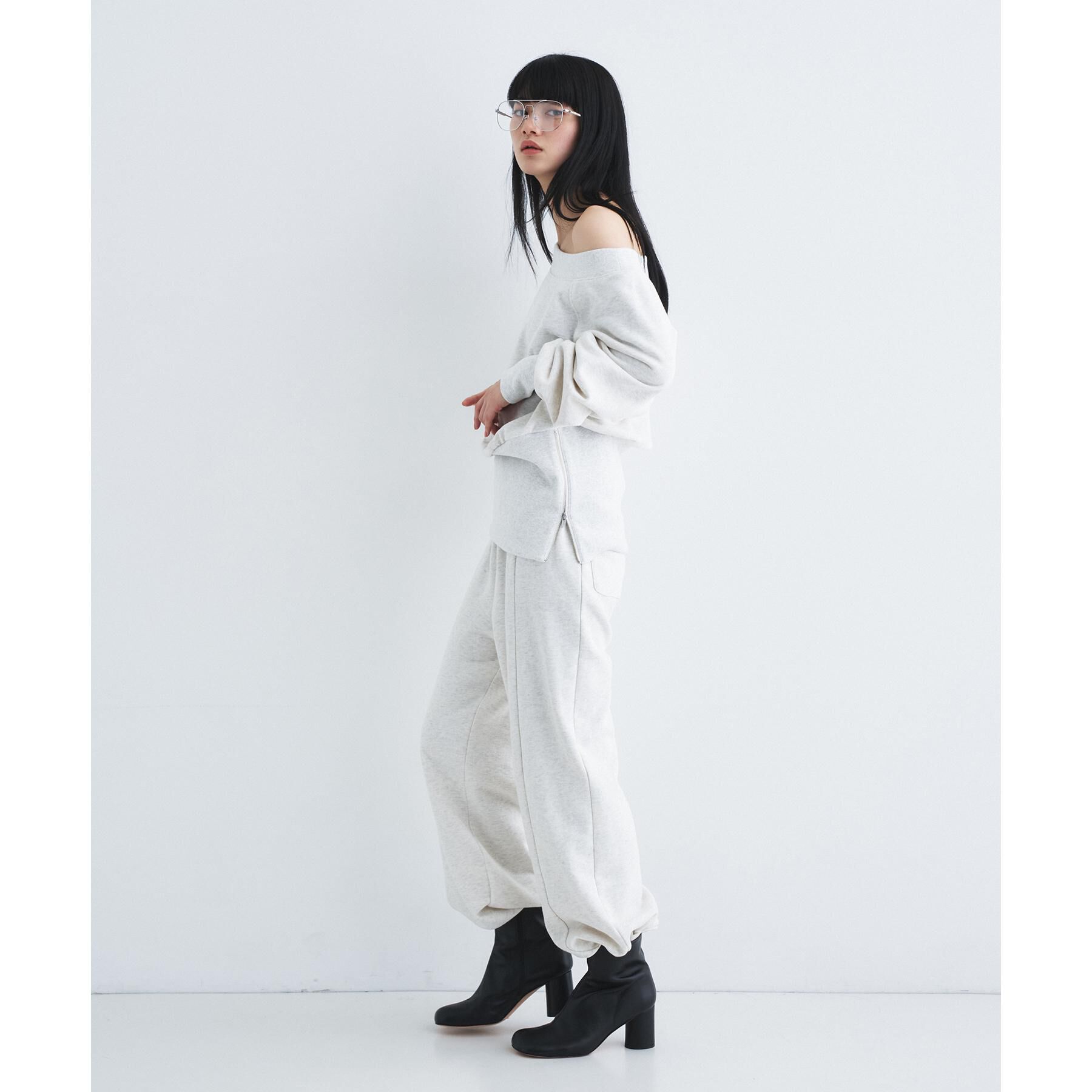 CODE A「【Re】off－shoulder sweat」|パーカー|