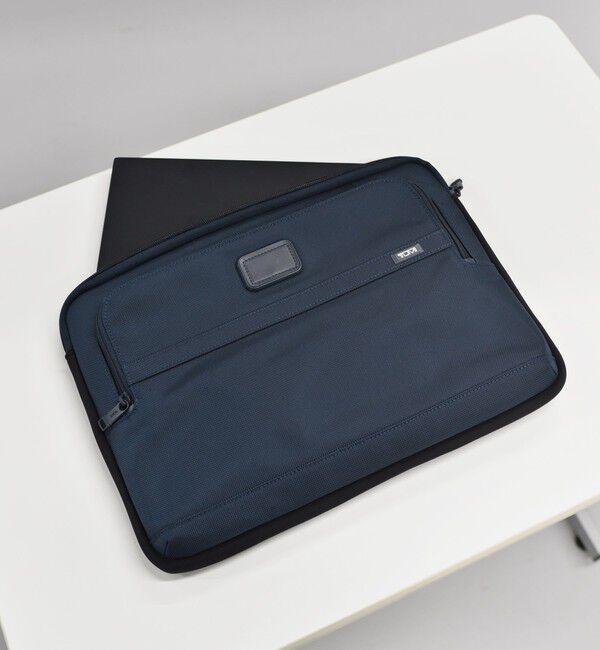 SHIPS「【SHIPS別注】TUMI:ラージ（PC15インチまで）・ラップトップ・カバー」|ビジネスバッグ|