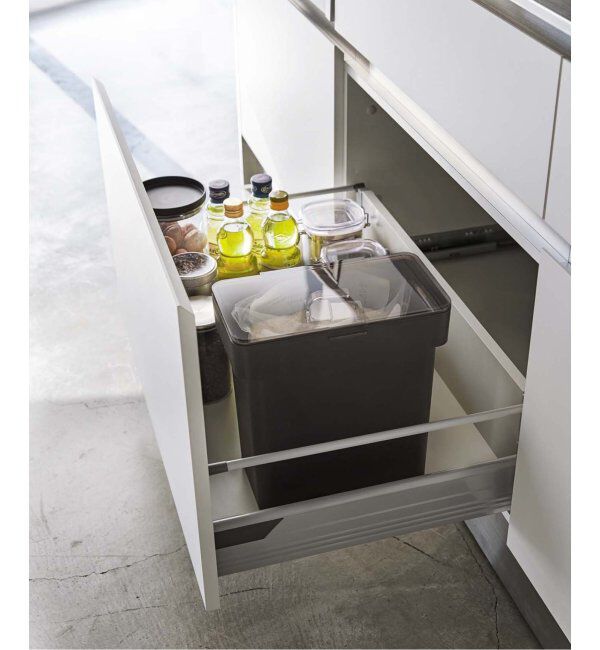 journal standard Furniture「《WEB限定》【tower/タワー】密閉 袋ごと米びつ 5kg 計量カップ付」|食器・キッチングッズ|