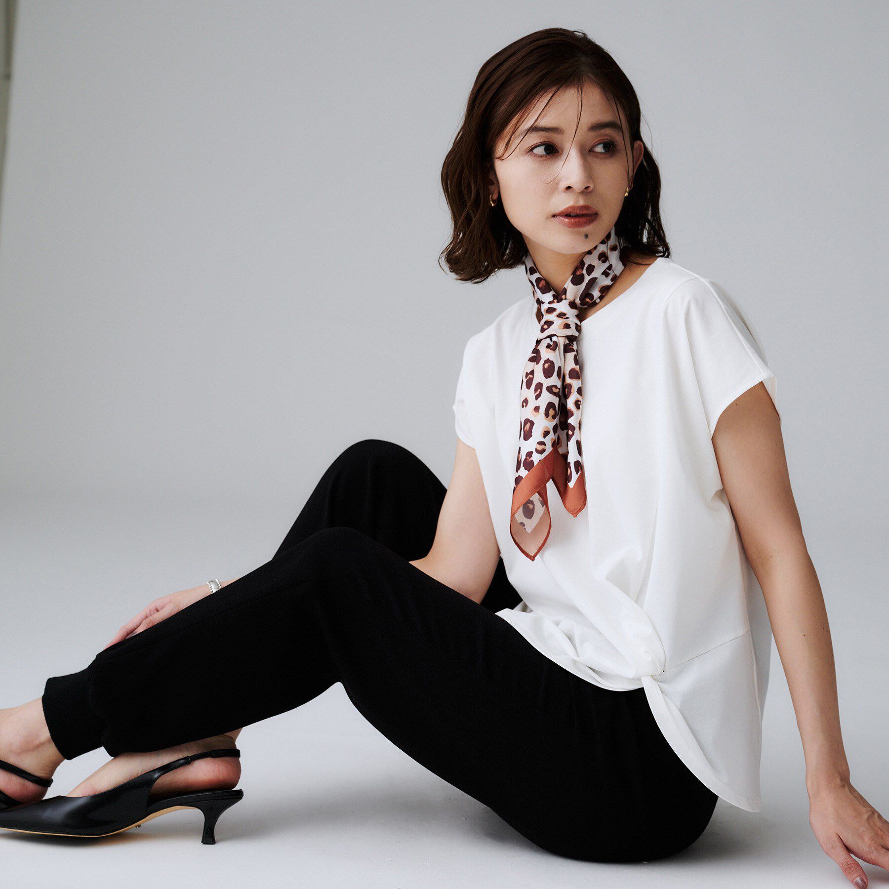 UNTITLED「【洗える/Tシャツ】ツイストプルオーバー」|Tシャツ・カットソー|
