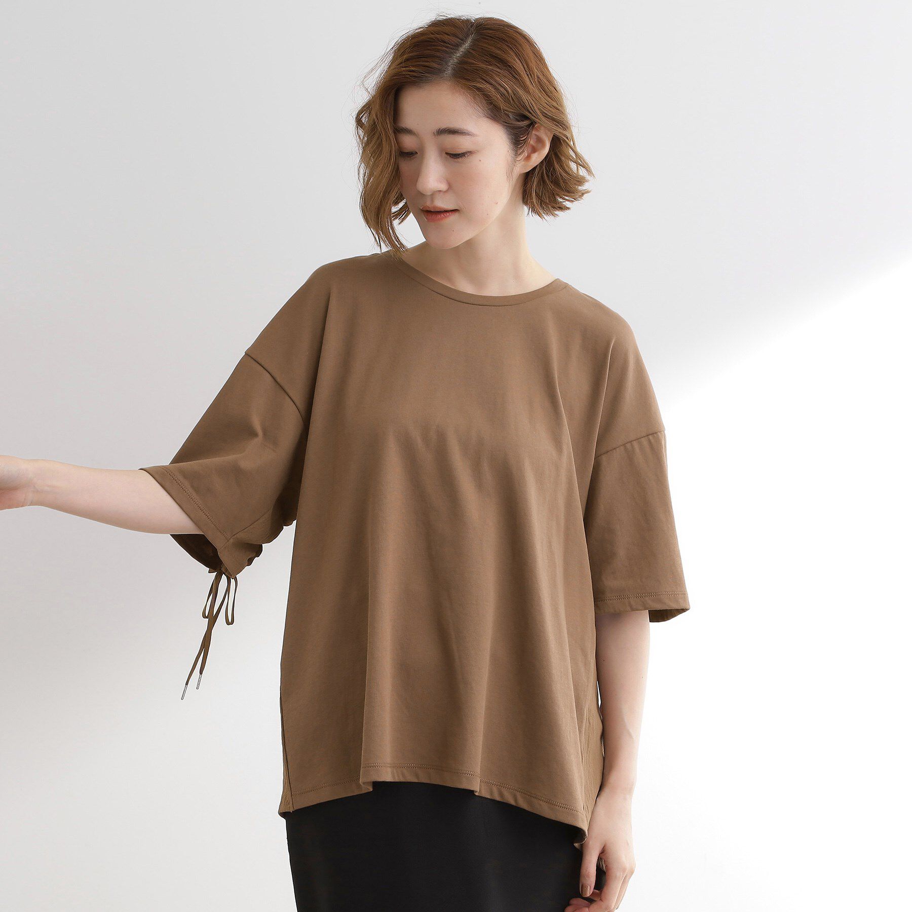 grove「後ろ姿で魅せる　バックドロストシャーリングTシャツ」|Tシャツ・カットソー|