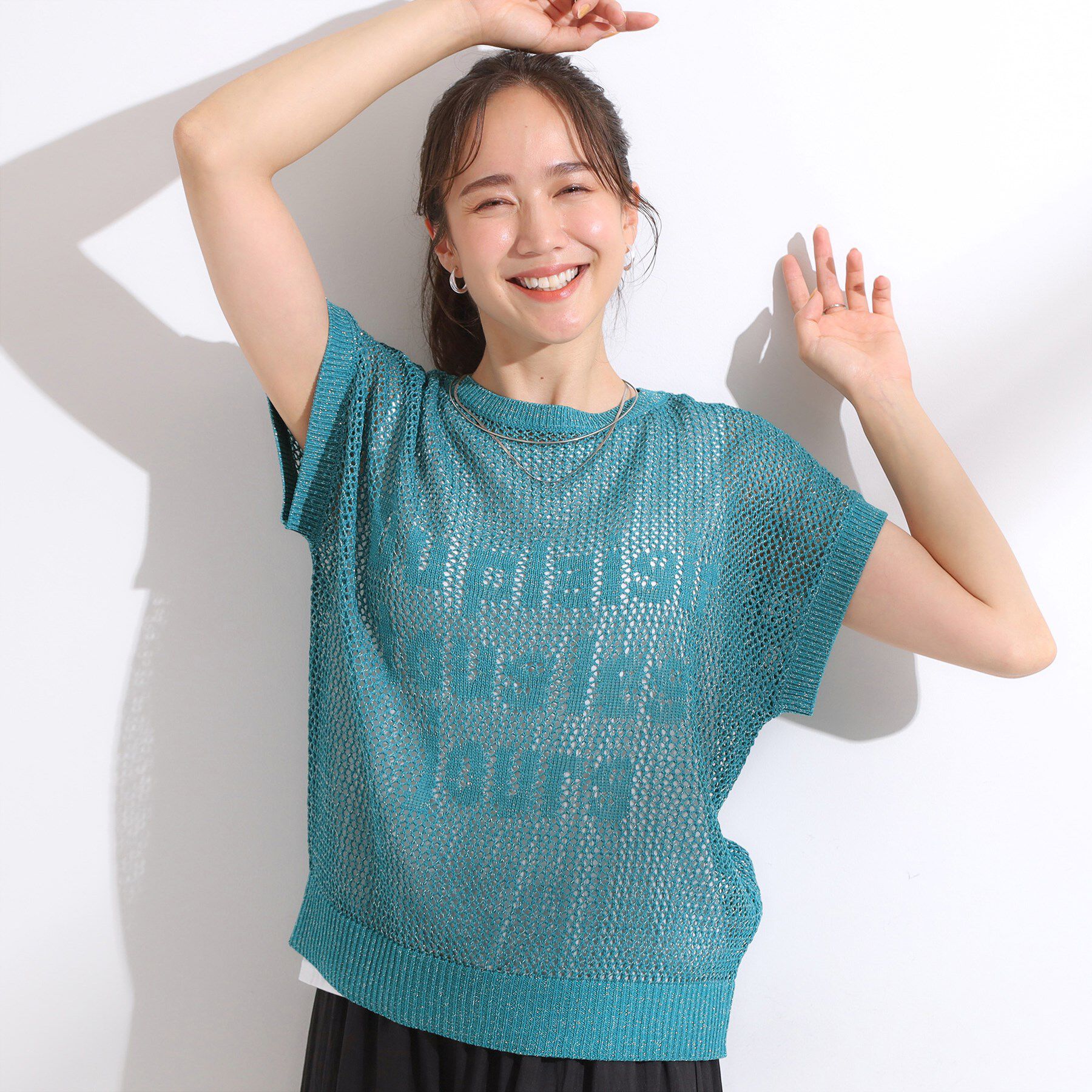 SHOO･LA･RUE「【2点セット/S-LL】キラリと光るラメがポイント メッシュロゴニット+タンクトップ」|その他|ブルー(092)
