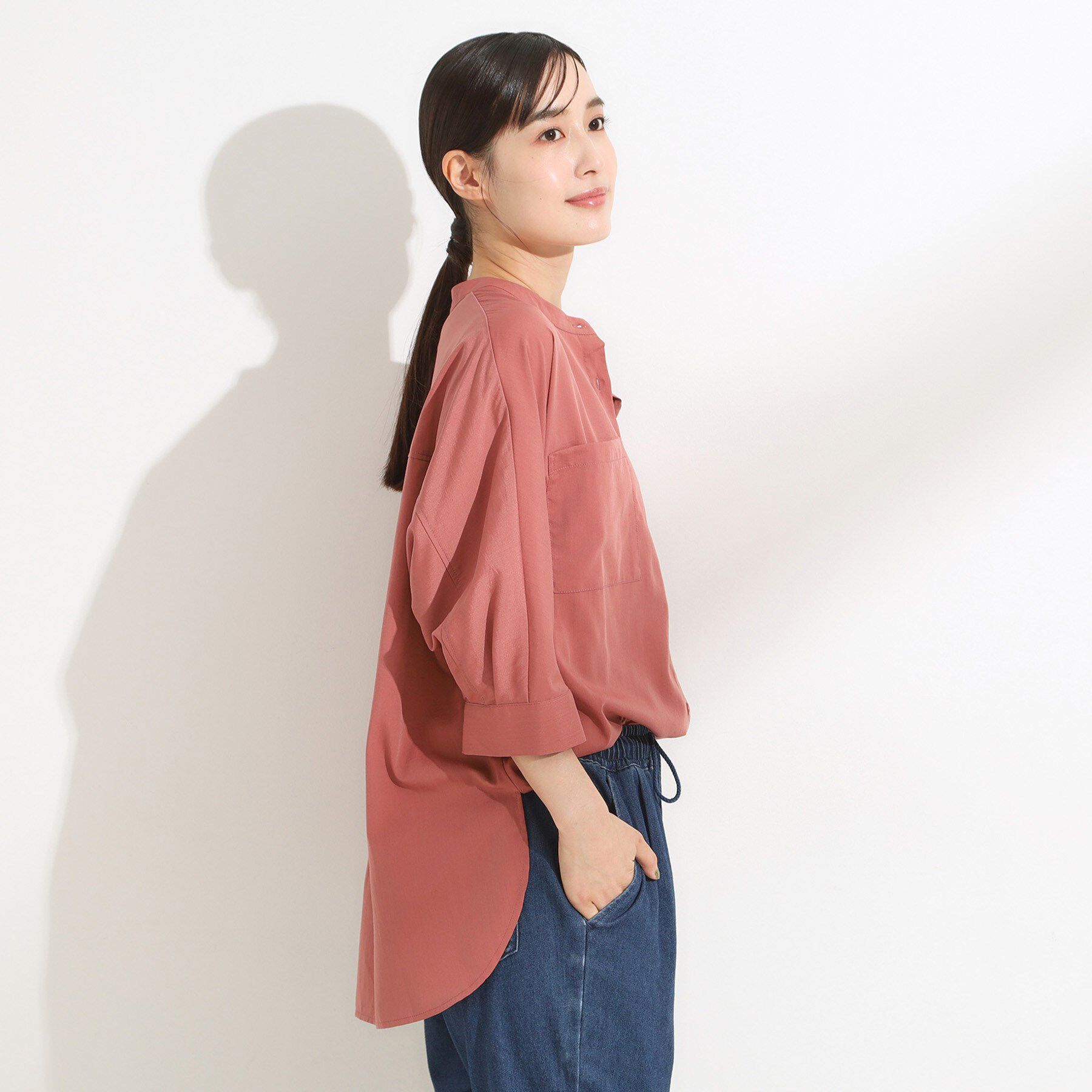 SHOO･LA･RUE「【S-LL/洗濯後しわになりにくい】コットン風 前あきドルマンブラウス」|シャツ・ブラウス|