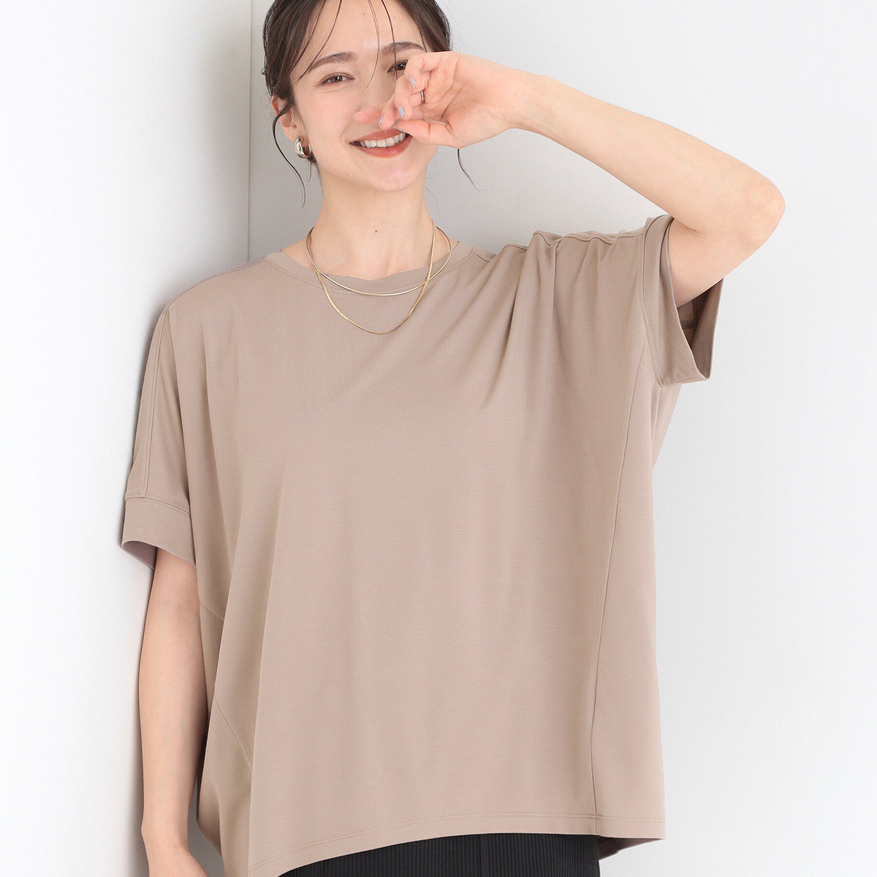 SHOO･LA･RUE「【ひんやり/UV/S-LL/体型カバー】ゆるっとインせず決まる ひやとろドルマンTシャツ」|Tシャツ・カットソー|ブラウン(043)