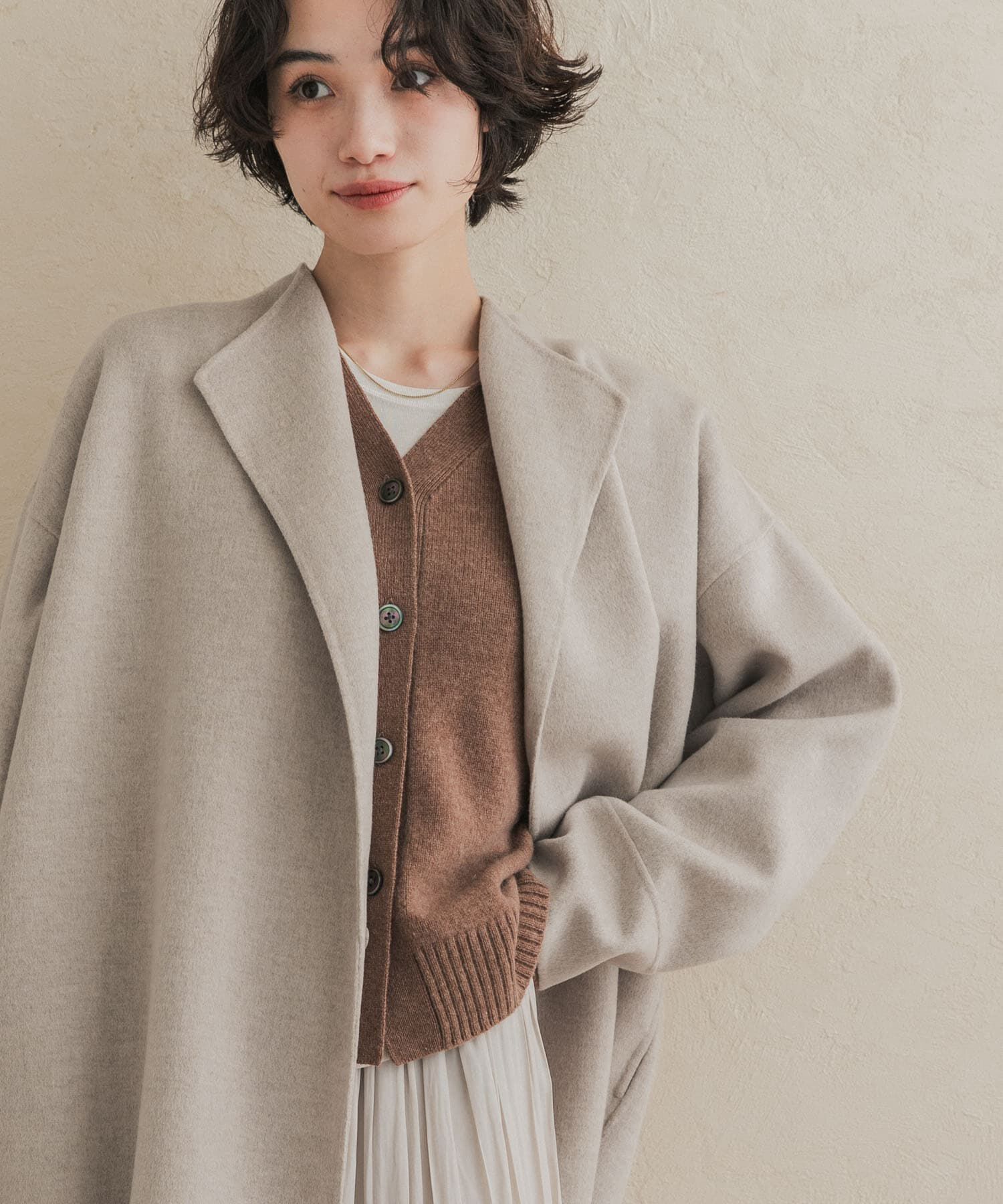 URBAN RESEARCH DOORS「ウールリバーミドルガウンコート 26AW」|ノーカラーコート|