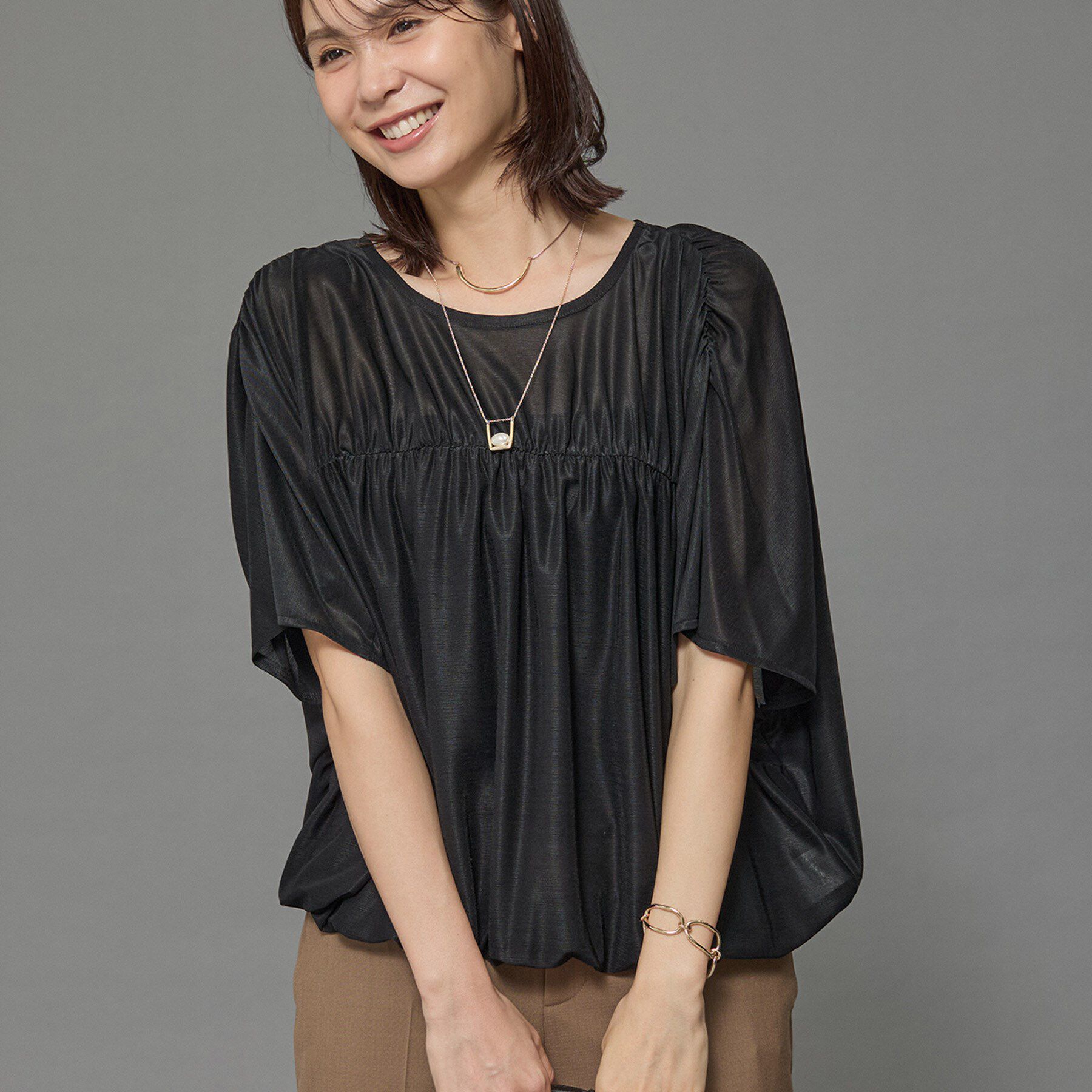 INDIVI「【洗える／体型カバー】シャーリングシアートップス」|Tシャツ・カットソー|