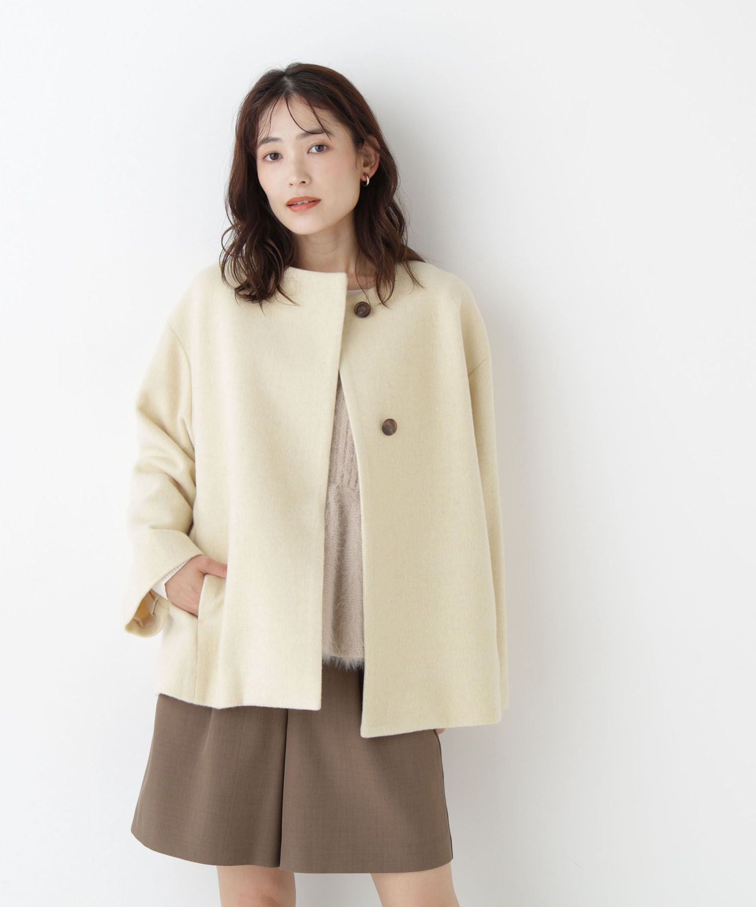  「＜EC限定カラー：イエロー＞カシミヤブレンドハーフコート 26AW」|ブルゾン・スタジャン|