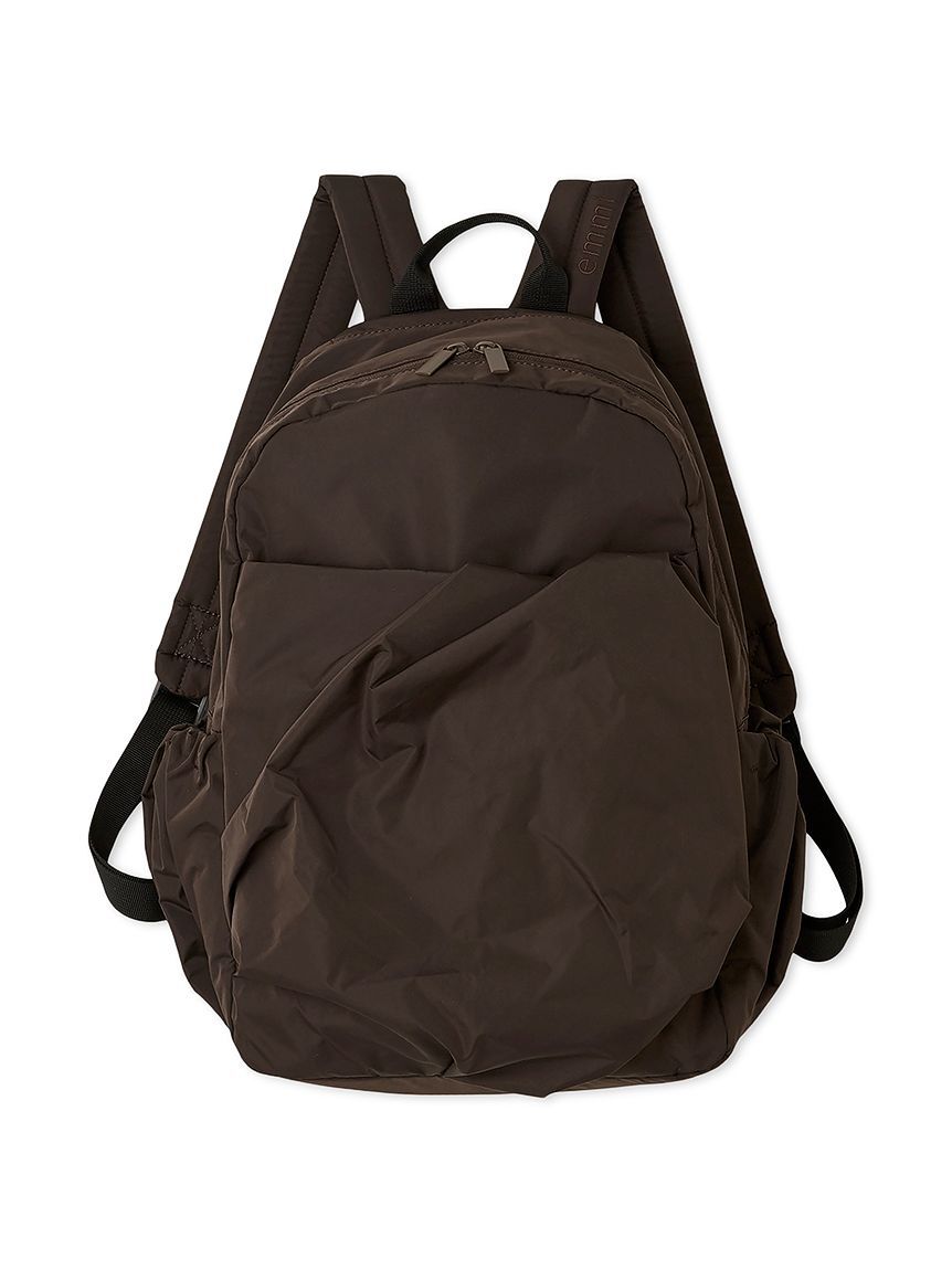 emmi atelier「【ONLINE限定カラー】eco 撥水ギャザーボディーバックパック」|リュック|