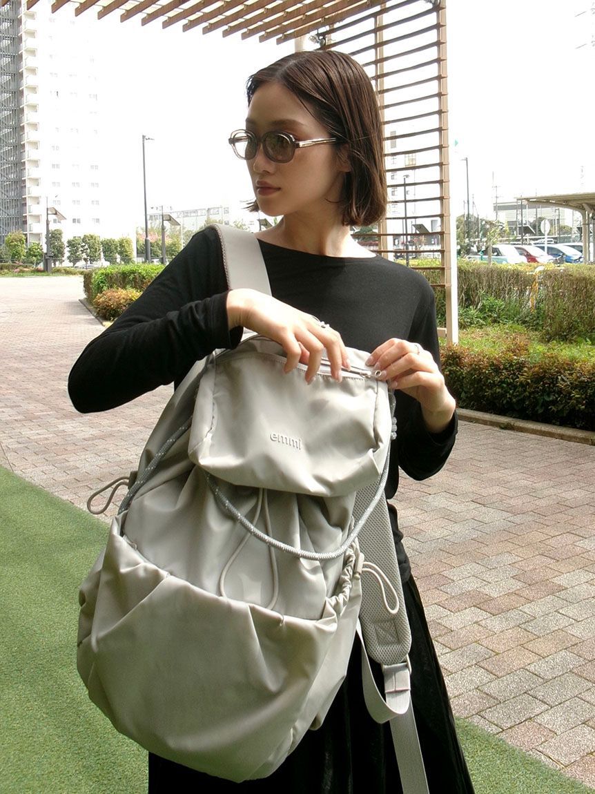 emmi atelier「【ONLINE限定カラーあり】マルチユースバックパック」|リュック|