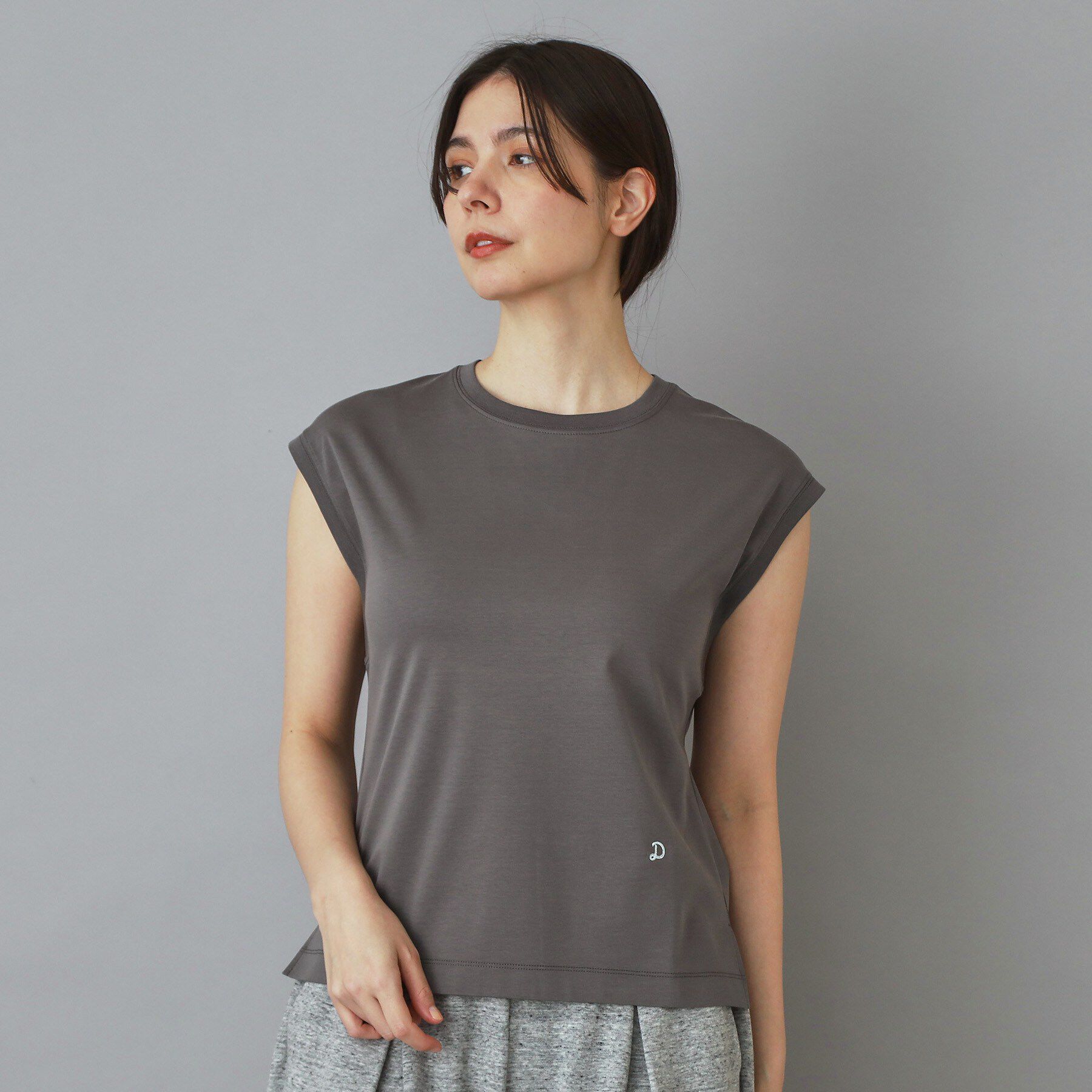 DRESSTERIOR「【接触冷感／抗菌防臭／消臭】アイスクリアコットンフレンチスリーブT」|Tシャツ・カットソー|