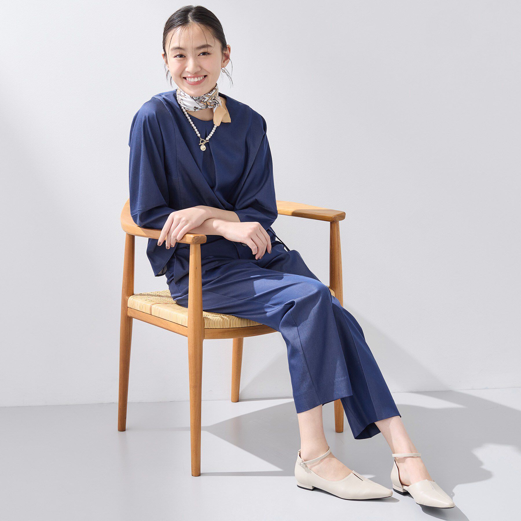 INDIVI「【洗える／UVケア／SETUP可能】デニムライク ランタン袖ブラウス」|シャツ・ブラウス|
