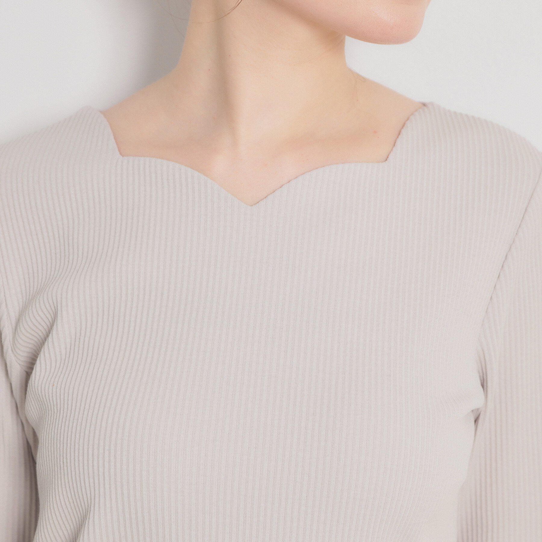 Couture broach「【洗える】ハートネック テレコプルオーバー」|Tシャツ・カットソー|