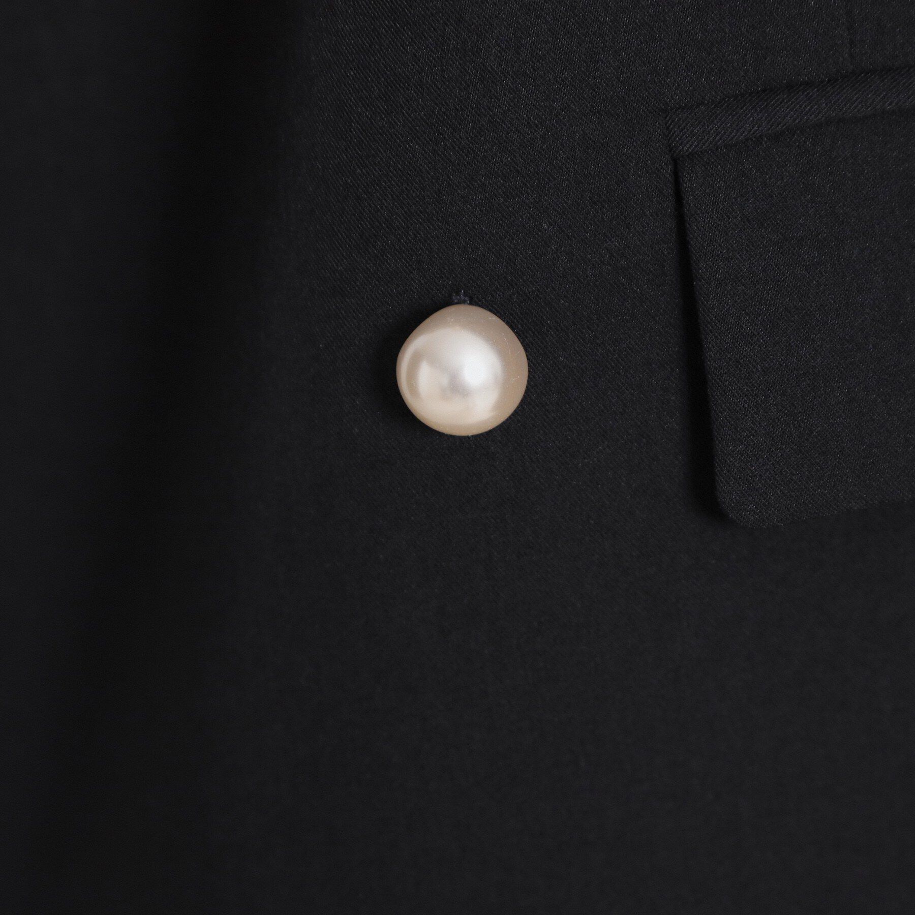 Couture broach「【洗える・通勤】パール調ボタン テーラードジャケット」|テーラードジャケット|