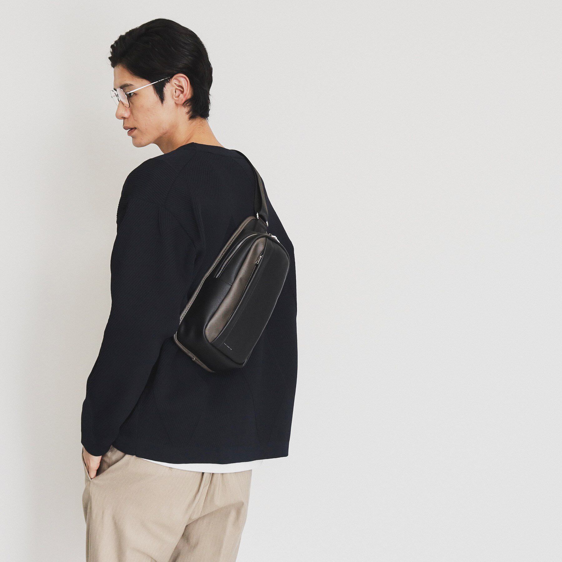THE SHOP TK「【ご好評につき再入荷！！】サフィアーノ切替えボディバック」|その他|