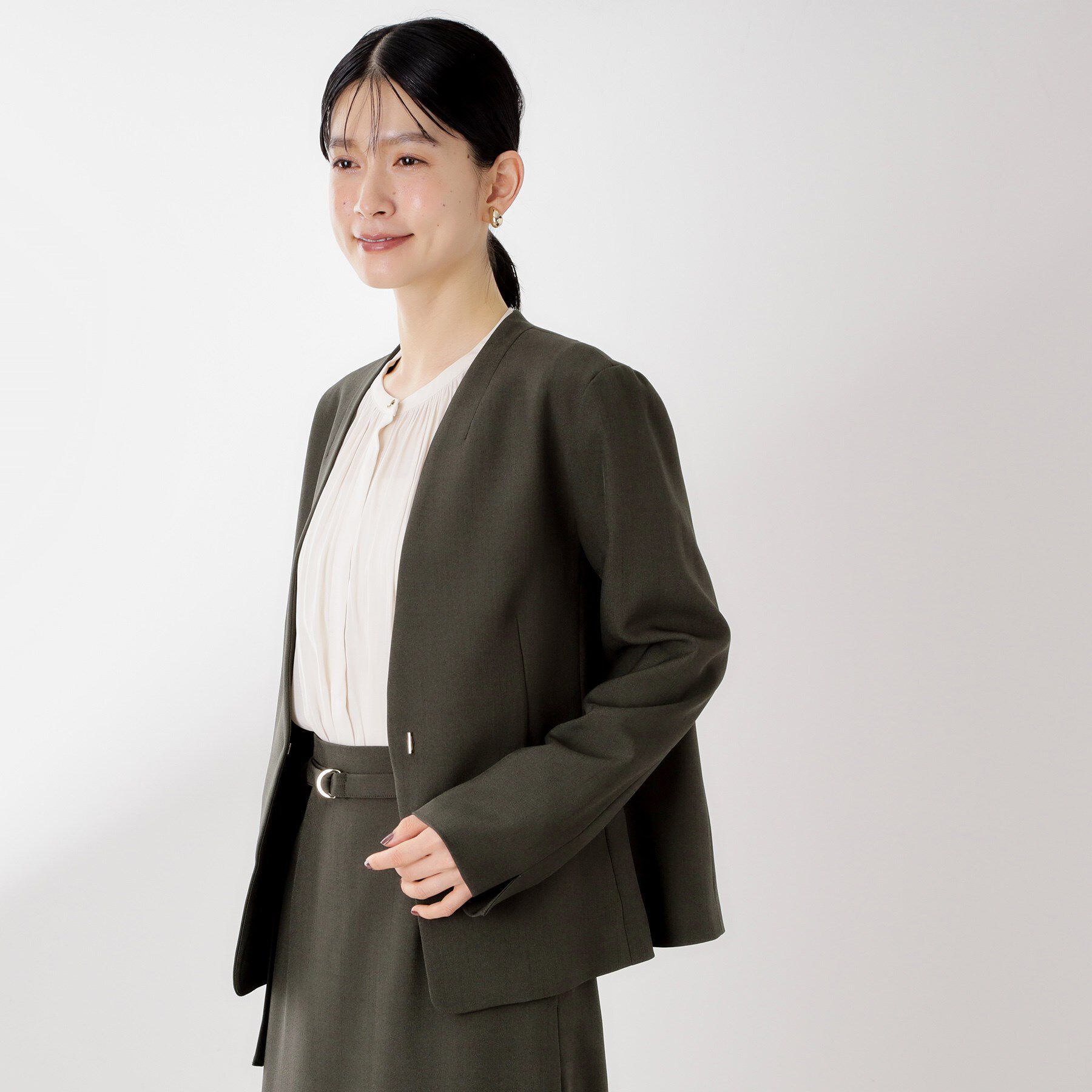 THE SHOP TK「ビジネスノーカラージャケット【セットアップ可/洗える】/CAVIANシリーズ」|ノーカラージャケット|