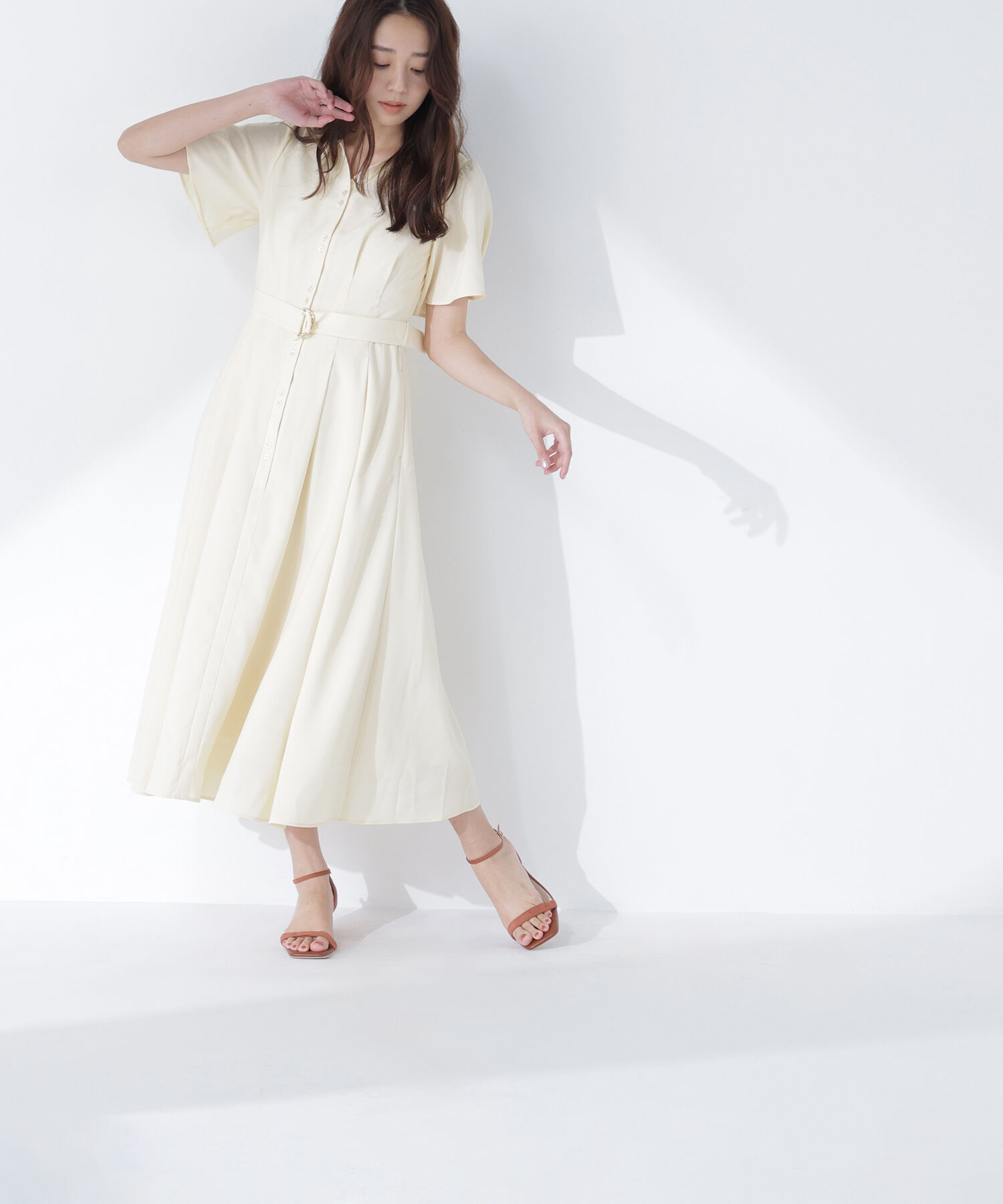  「〈ちょうど、いい服〉&ldquo;初めまして&rdquo;がうまくいく好印象ワンピース」|ワンピース|