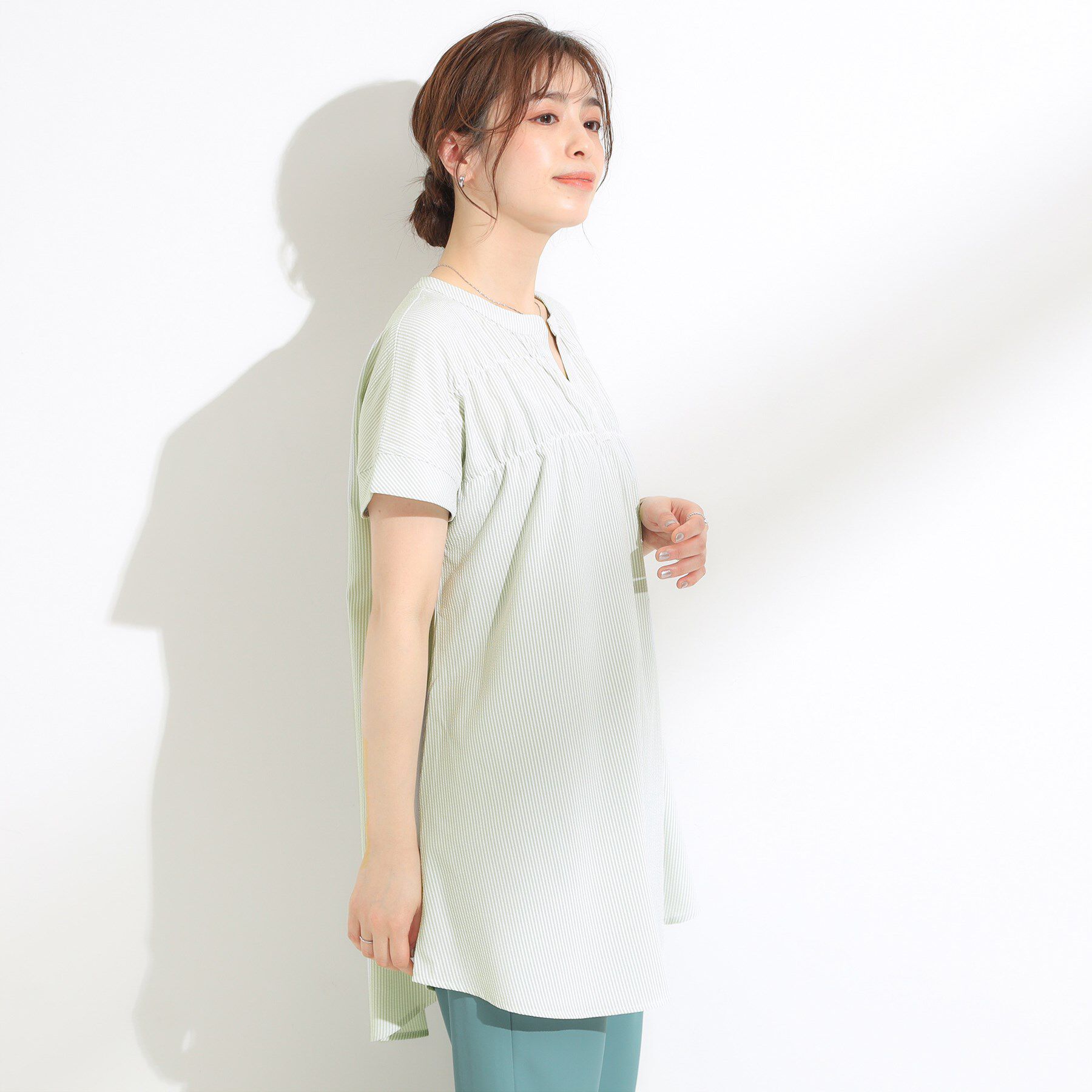 SHOO･LA･RUE「【S-LL/ひんやり/体型カバー】サッカーストライプ Aラインチュニックブラウス」|チュニック|
