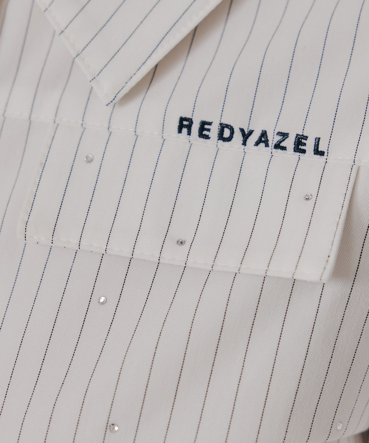 REDYAZEL「ビジューロゴストライプシャツブラウス」|シャツ・ブラウス|