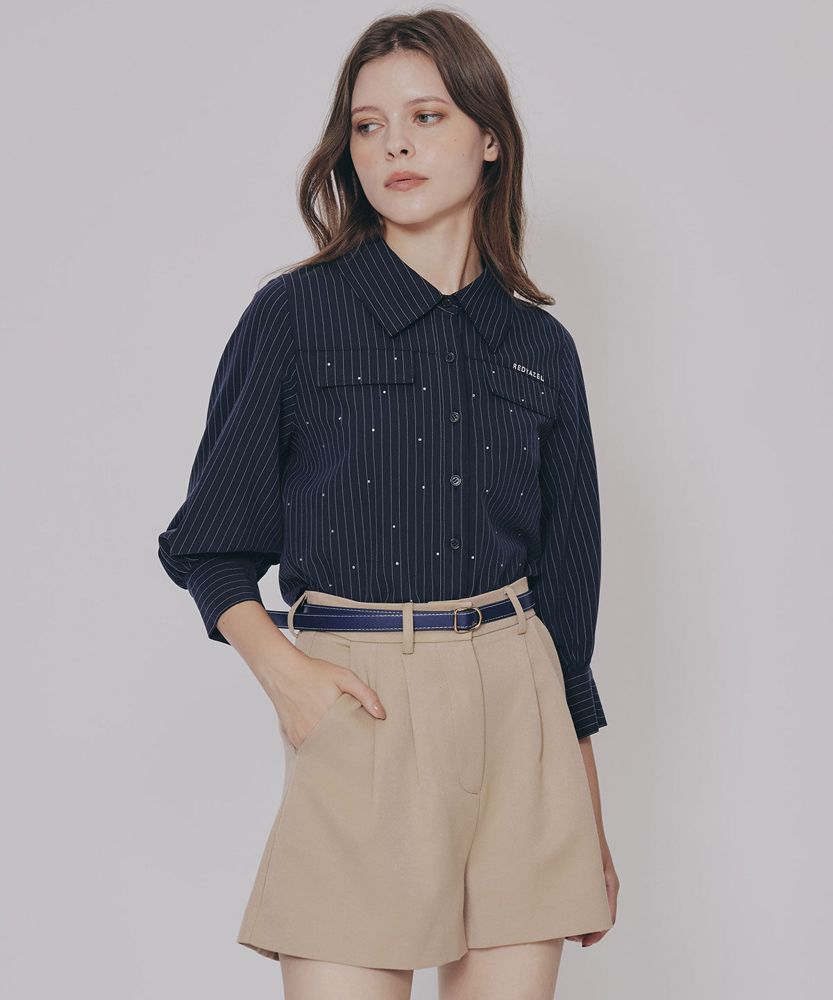 REDYAZEL「ビジューロゴストライプシャツブラウス」|シャツ・ブラウス|Navy/borderｽﾄﾗｲﾌﾟ