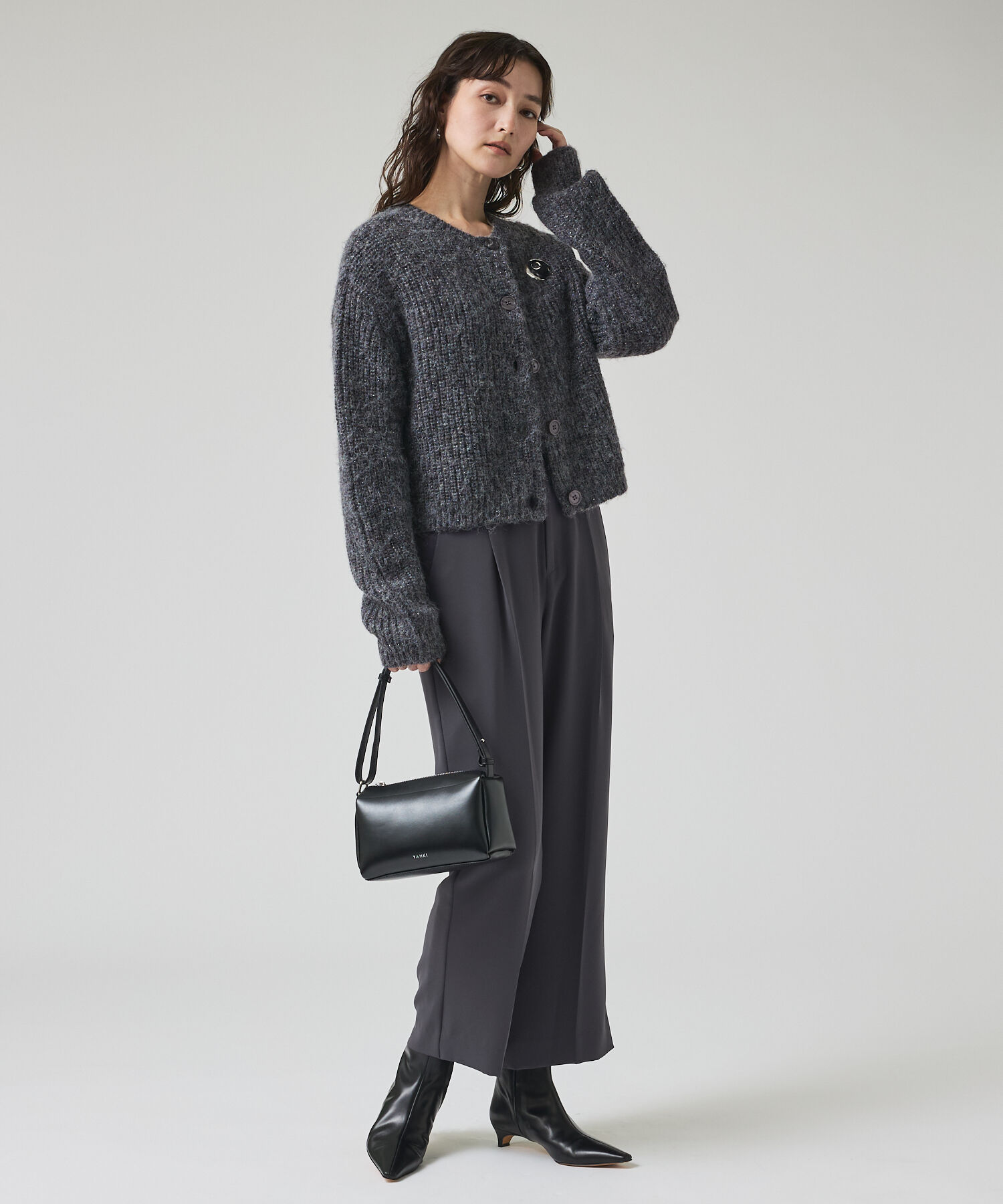 qualite「マットサテンストレートパンツ」|その他|