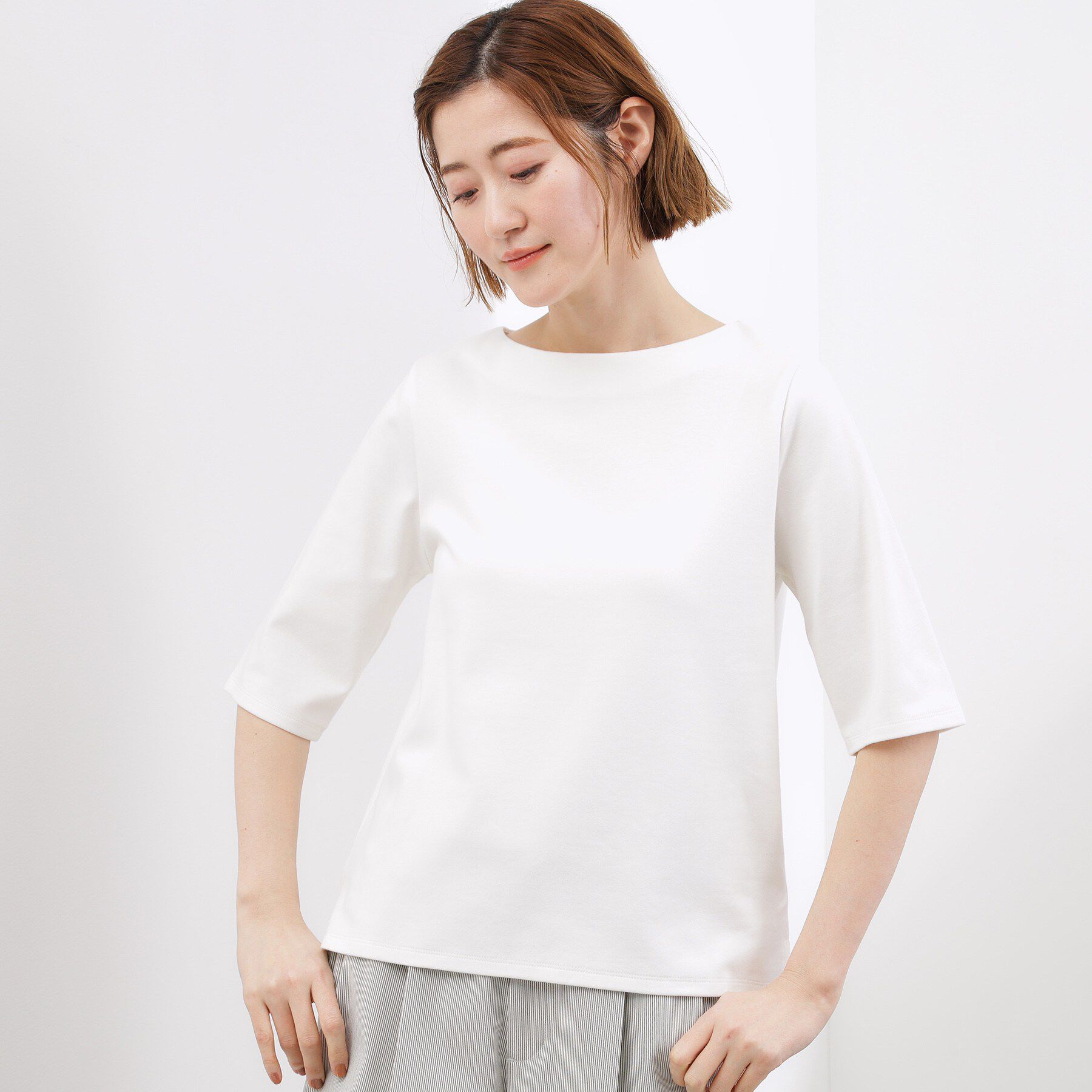 grove「【二の腕カバー/すっきり見え・抗菌防臭/UVカット】きちんと素材のボートネックTシャツ」|Tシャツ・カットソー|オフホワイト(003