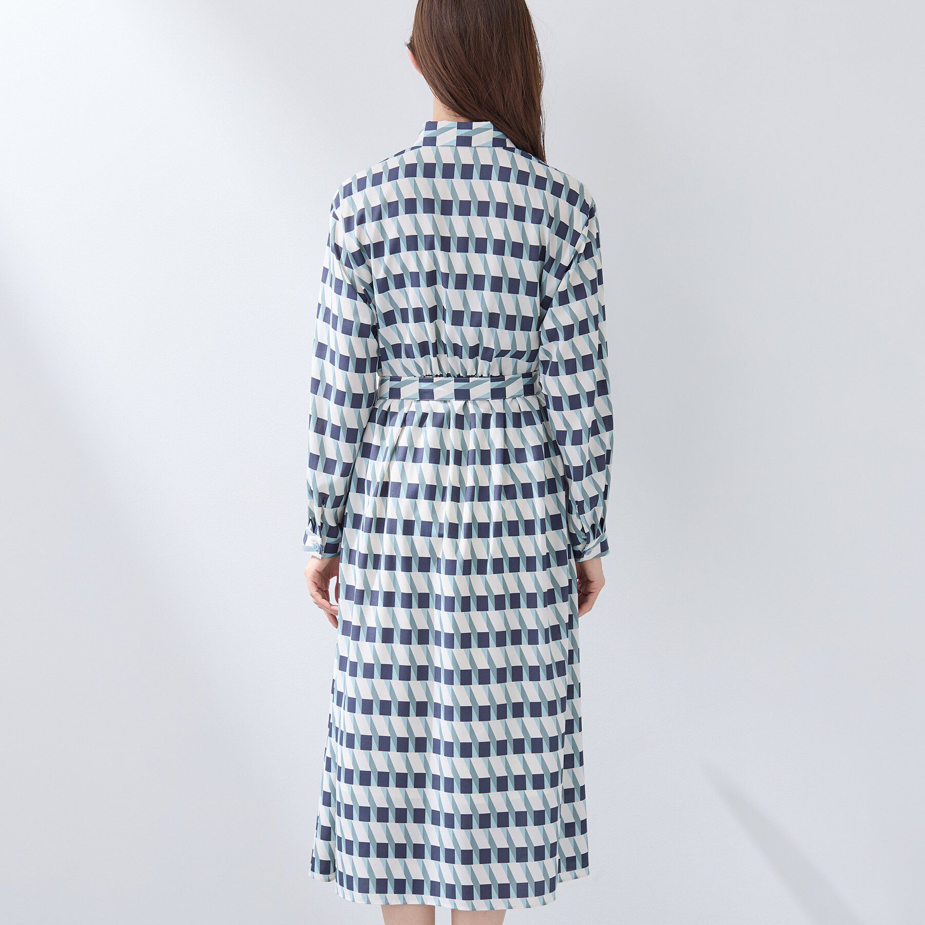INDIVI「【洗える／2WAY】ベルト付き ジオメトリック柄 シャツワンピース」|ワンピース|
