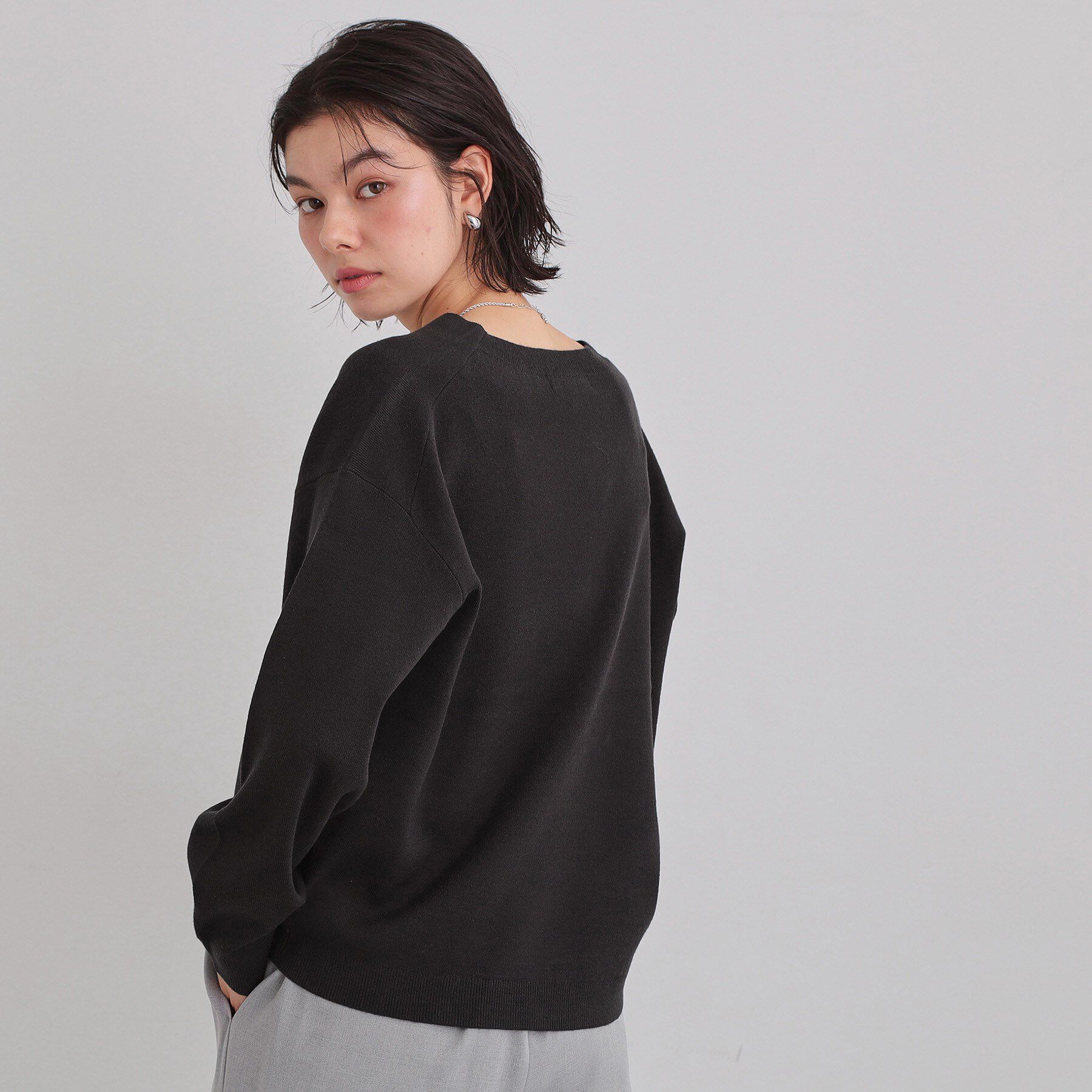 THE SHOP TK「【S-XLサイズ/上品見えが叶う】Vネックニット/洗濯機OK」|ニット・セーター|