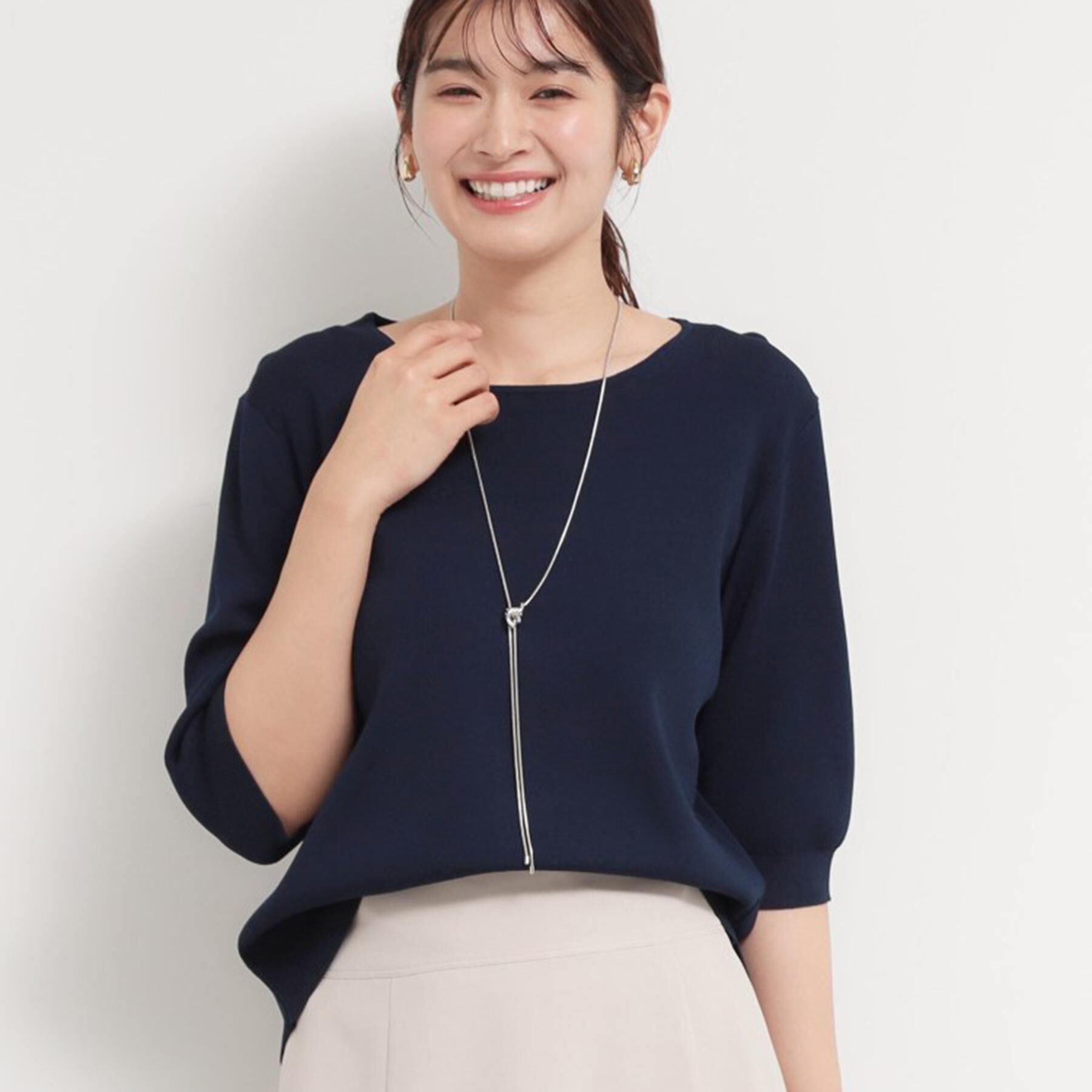 THE SHOP TK「【S-XL/ひんやりタッチ】美しさ際立つ 6分袖ニット 洗濯機OK/UVケア/毛玉になりにくい」|ニット・セーター|