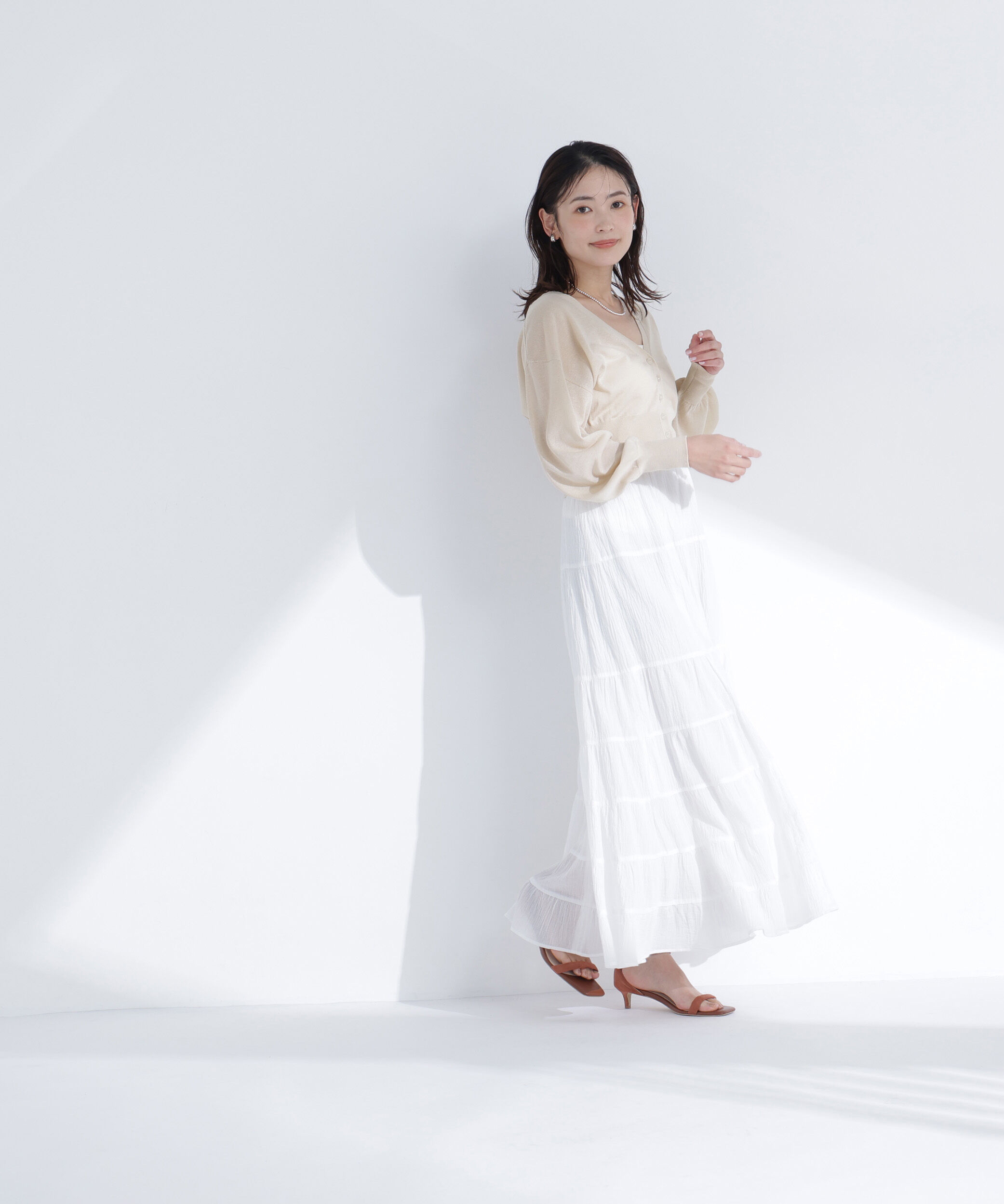  「〈ちょうど、いい服〉さらりと、涼しげ麻混カーディガン」|ニット・セーター|