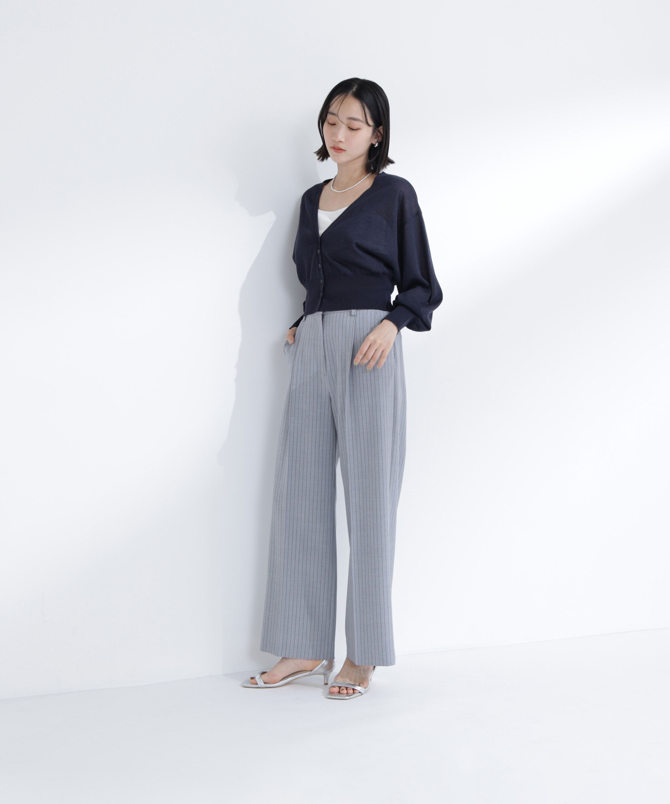 「〈ちょうど、いい服〉さらりと、涼しげ麻混カーディガン」|ニット・セーター|