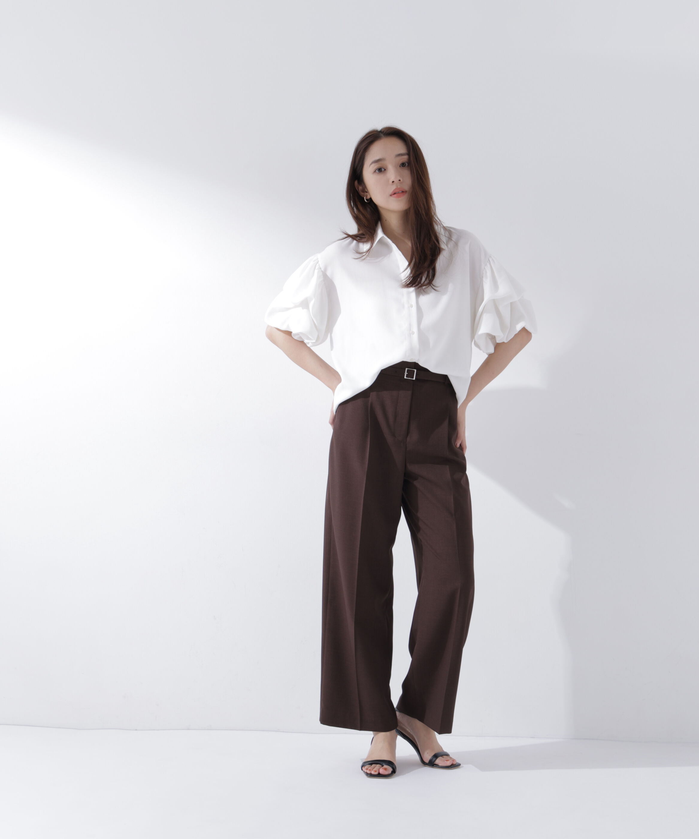  「ベルテッドタックワイドパンツ」|その他|