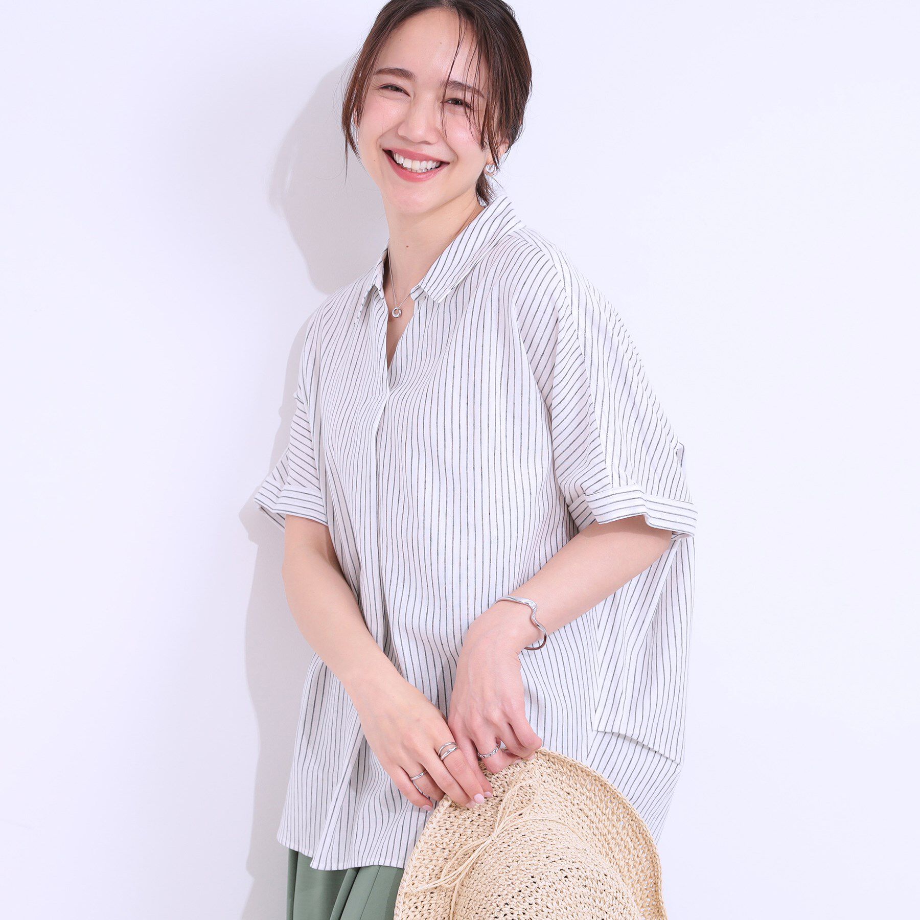 SHOO･LA･RUE「【S-LL/UV/接触冷感/抗菌防臭】体型を自然にカバー フレンチリネンブレンド襟付ドルマンシャツ」|シャツ・ブラウス|ブラック(319)