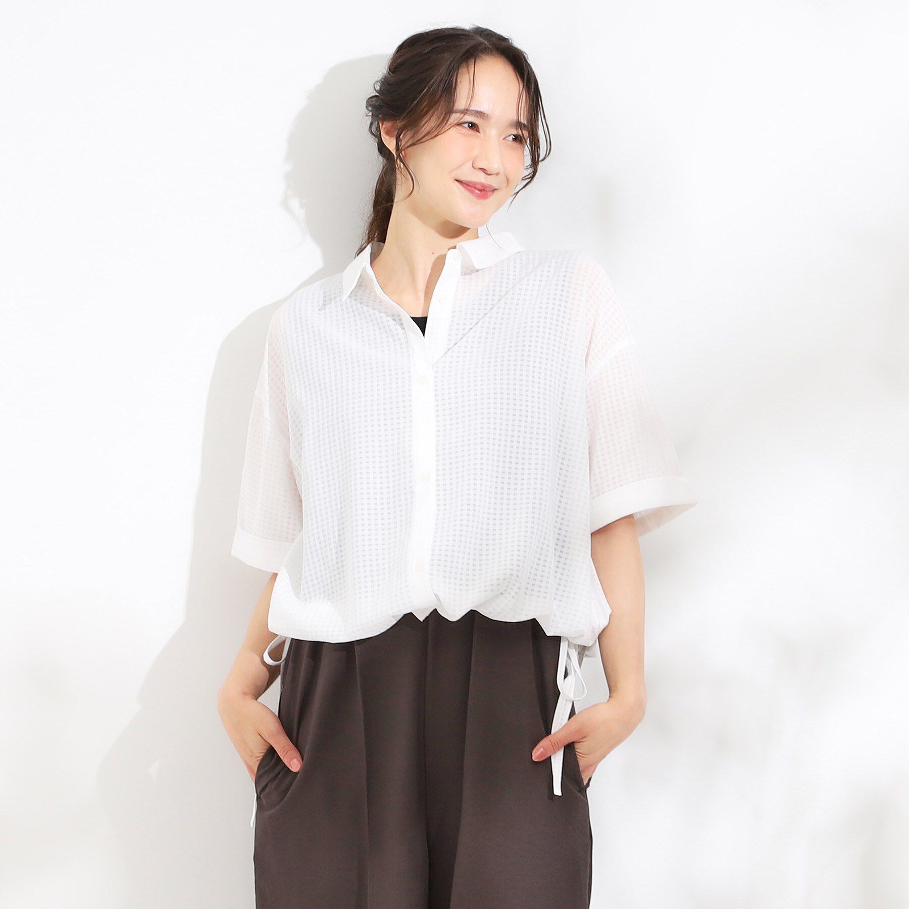 SHOO･LA･RUE「シルエット変化を楽しめる シアーチェックドロストシャツ」|シャツ・ブラウス|