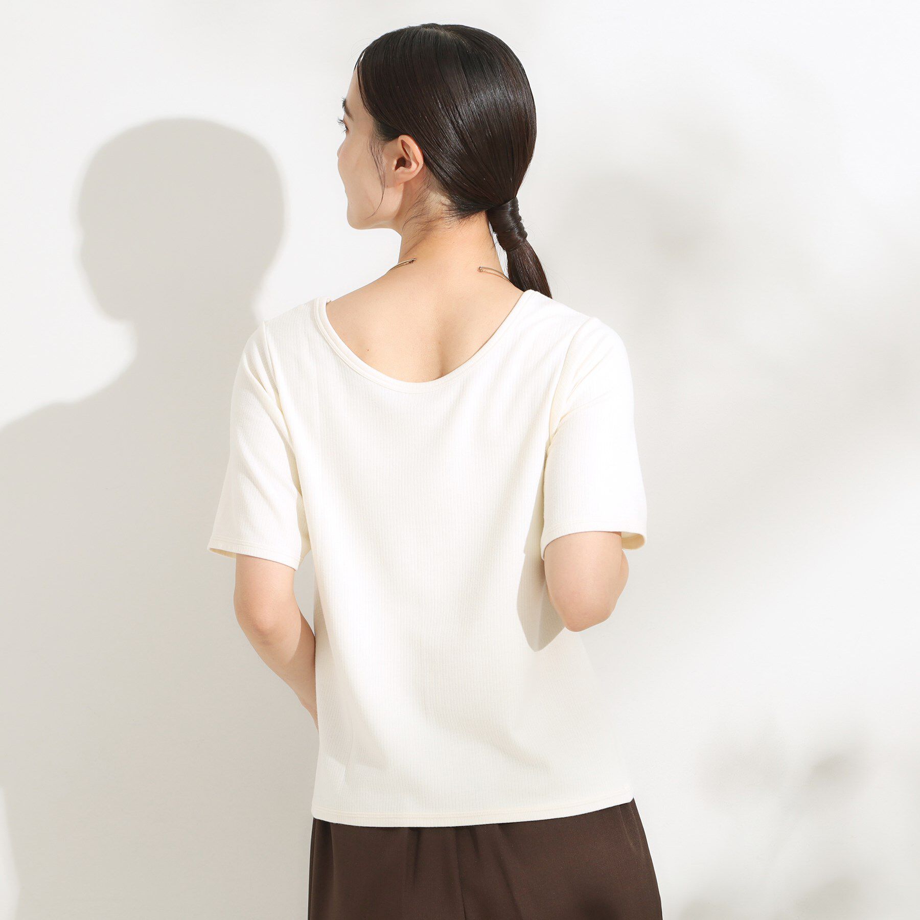 SHOO･LA･RUE「【S-LL/ひんやり/前後2WAY】シンプルだから使いやすい テレコTシャツ」|Tシャツ・カットソー|