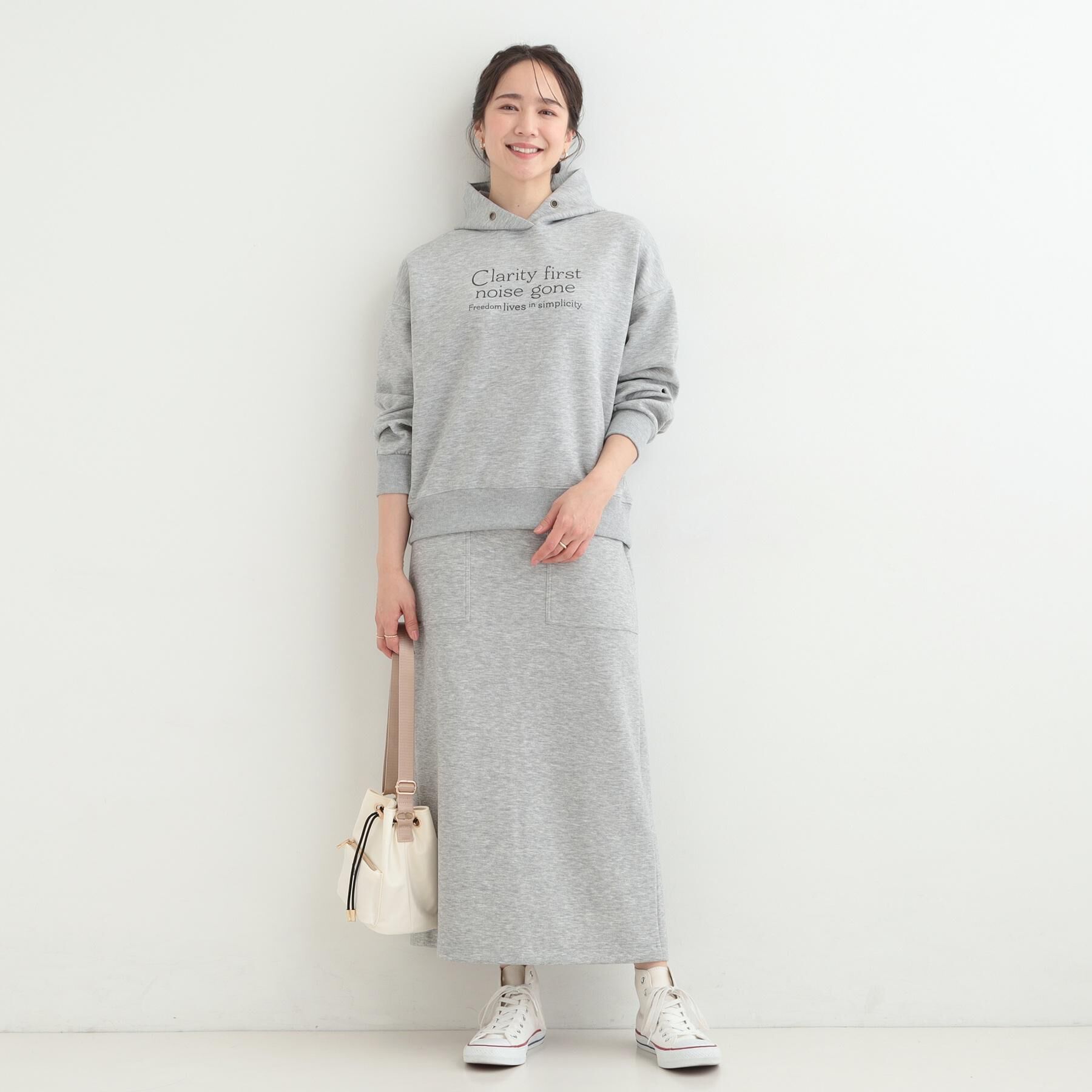 SHOO･LA･RUE「【セットアップ可/S-LL/なめらかタッチ】選べる3柄 ロゴ入りプルパーカ」|パーカー|